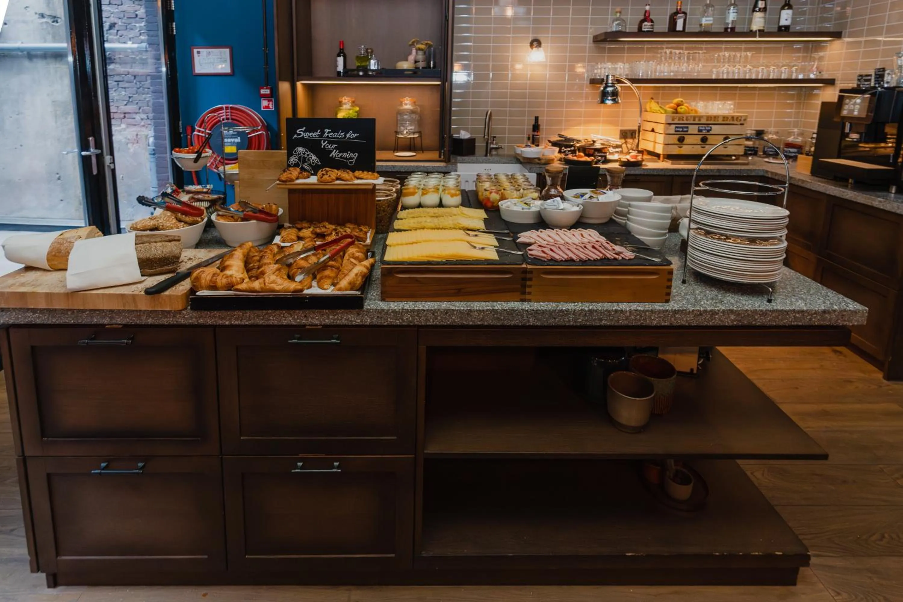 Breakfast in Hotel van de Vijsel