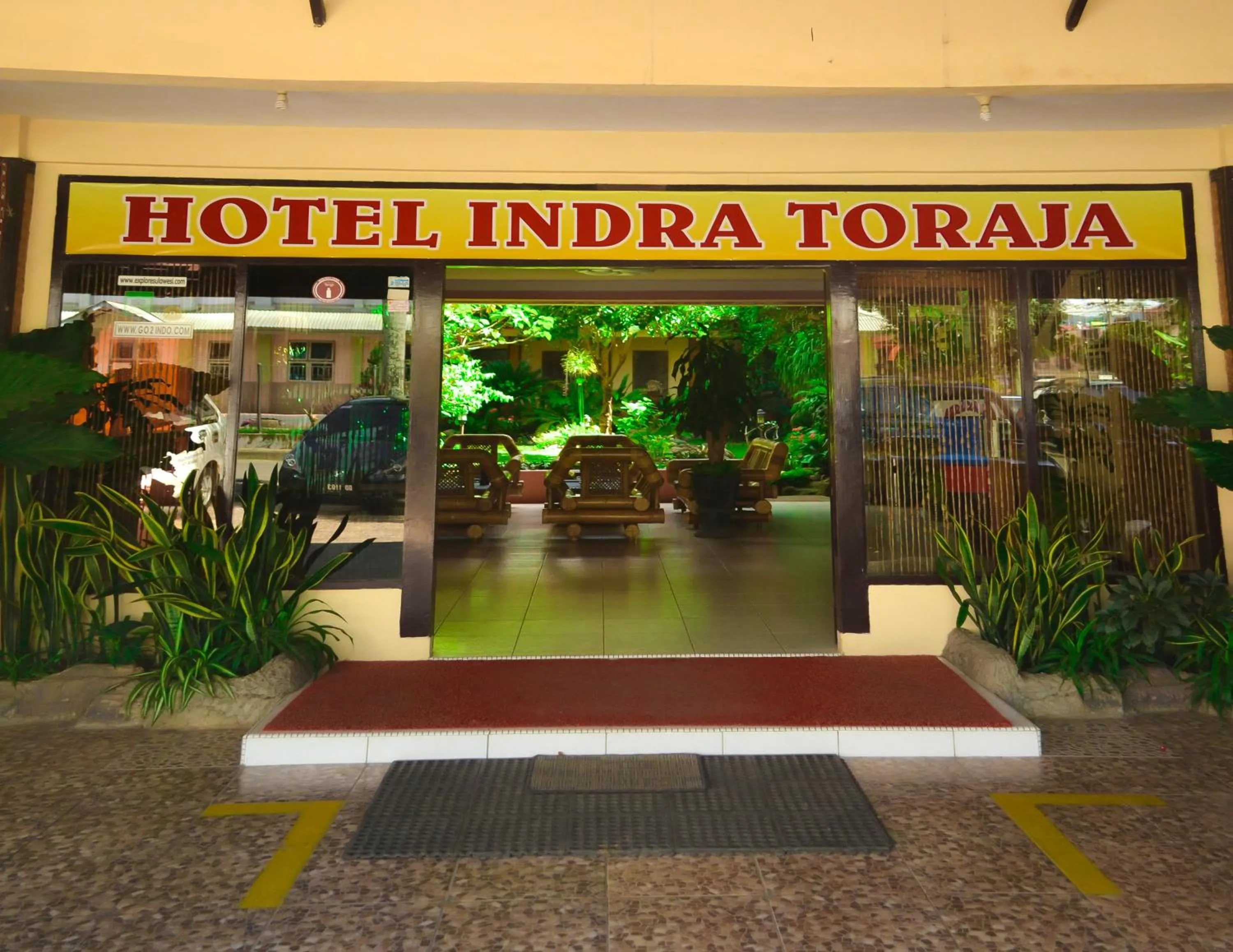Facade/entrance in Hotel Indra Toraja