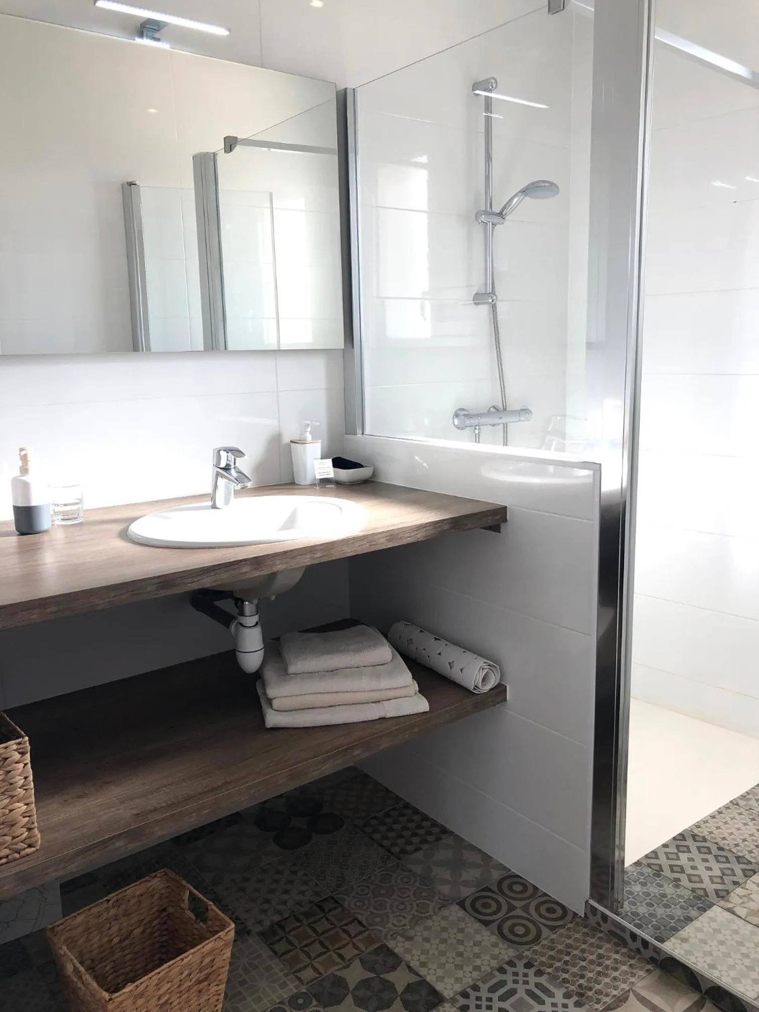 Bathroom in Les chambres d'hôtes de Pascale