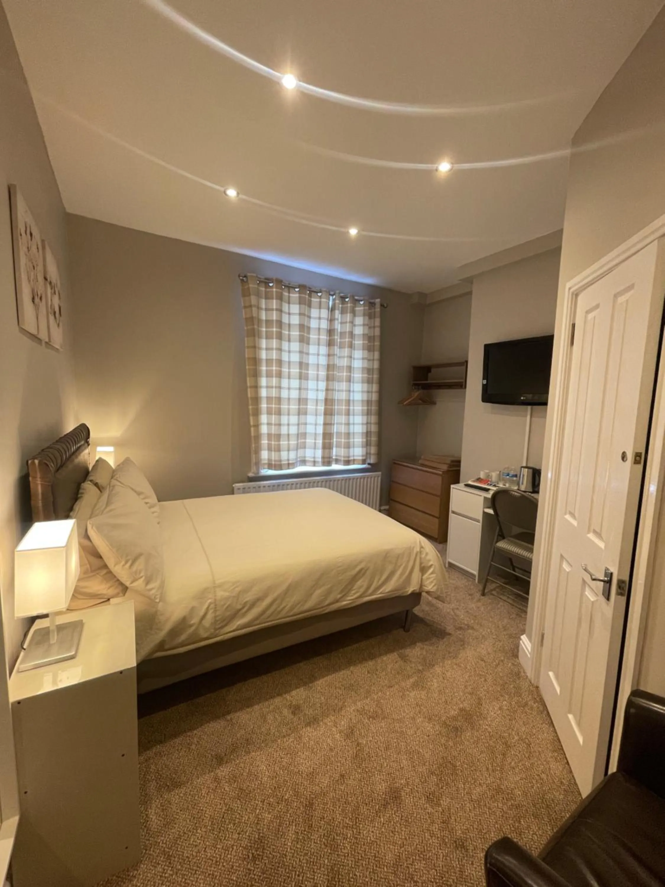 Bed in Aabba Guest House