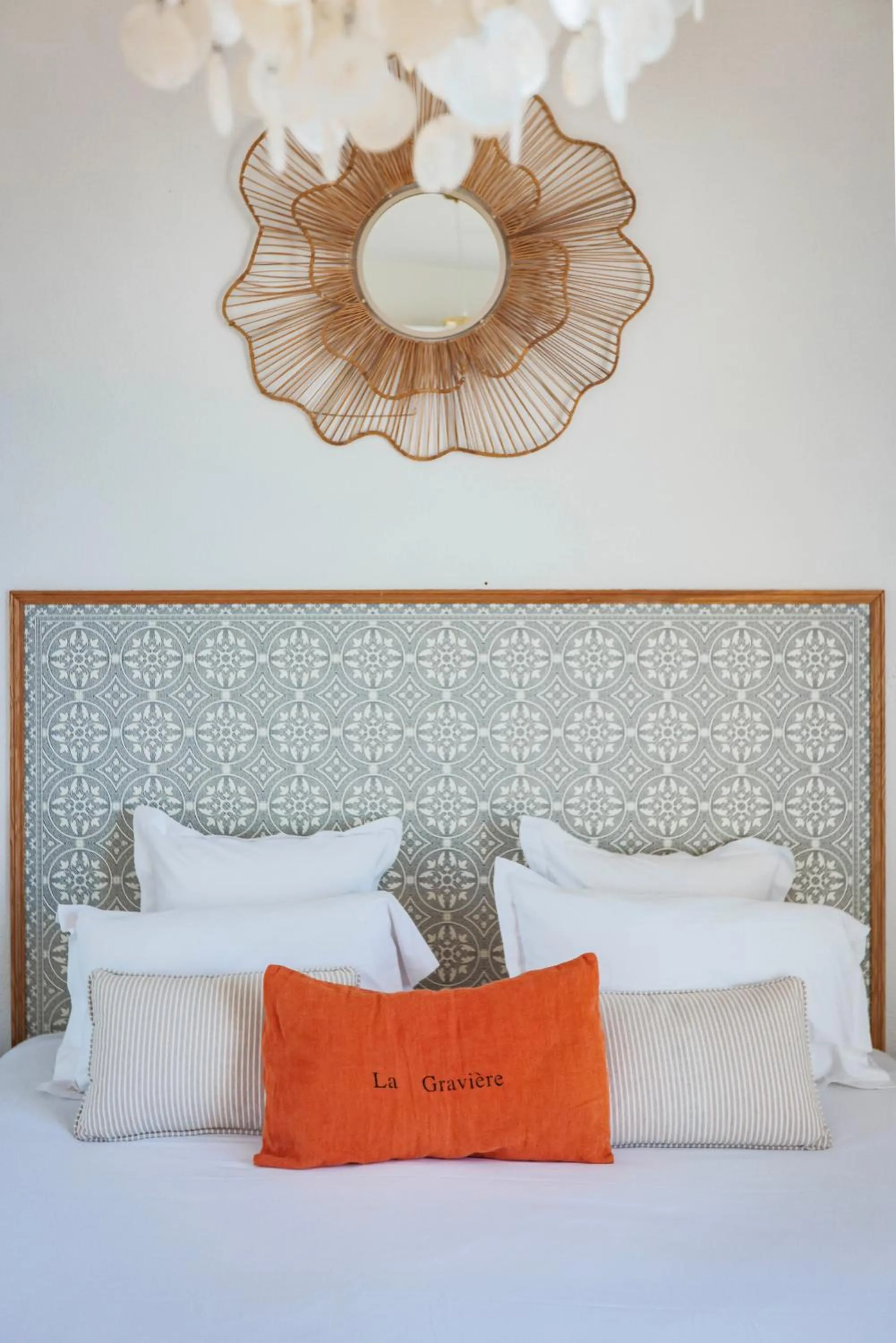 Bed in Hôtel de La Plage