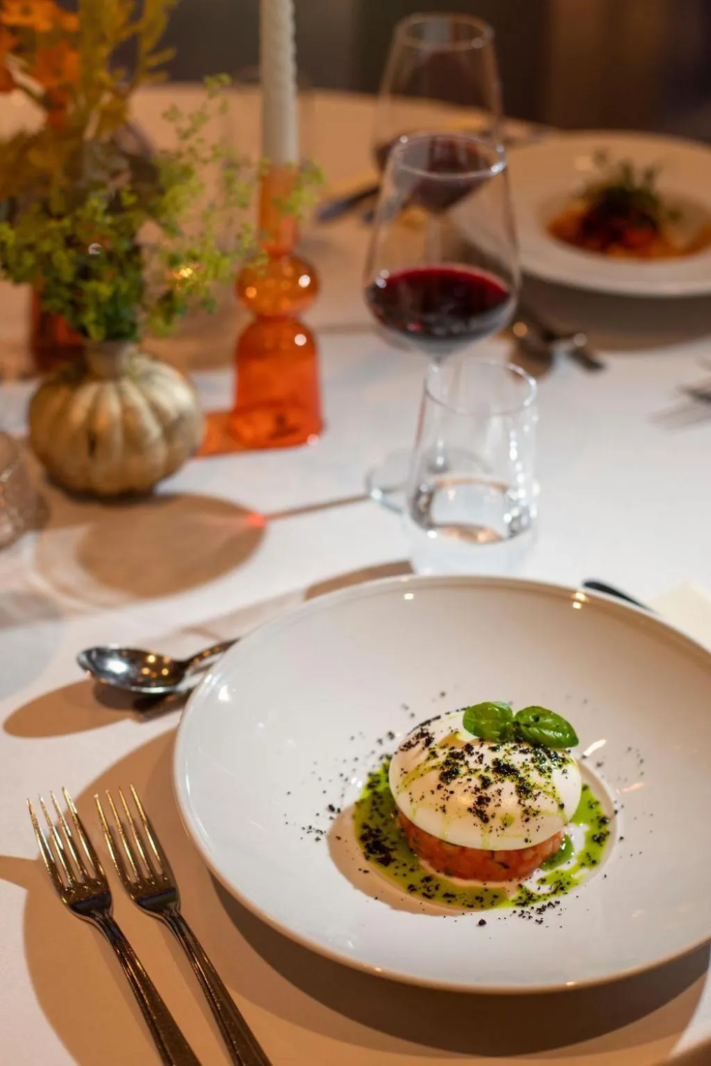 Restaurant/places to eat in Hotel Lapad