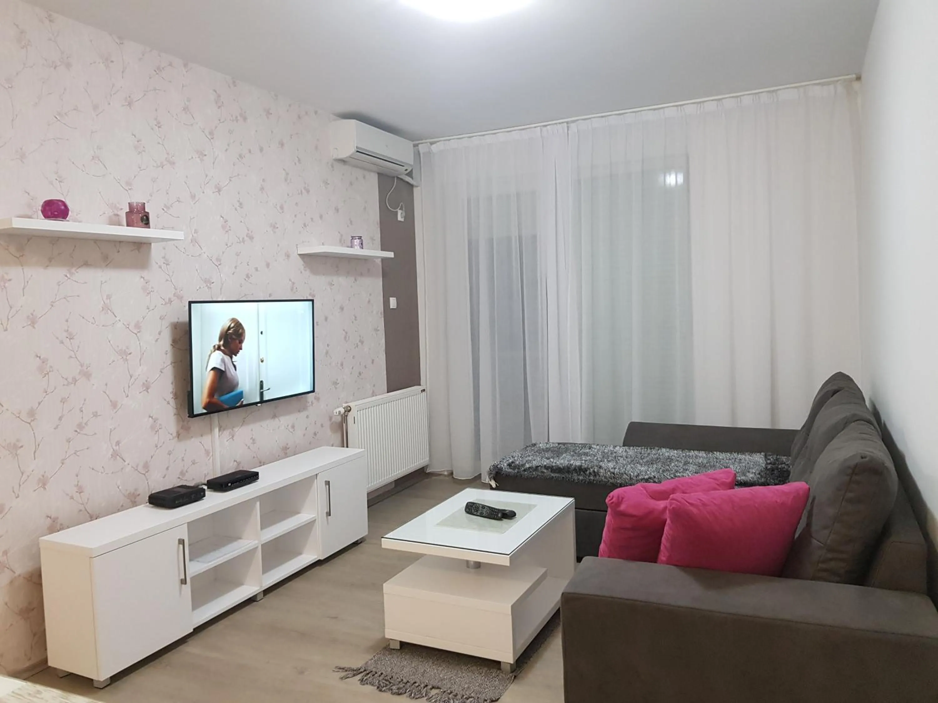TV and multimedia in Apartment GEA 18