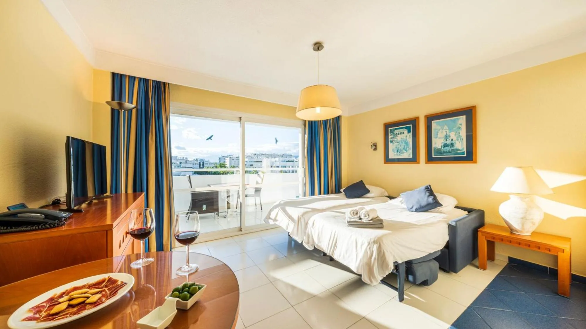 Photo of the whole room, Bed in Hapimag Apartments Marbella