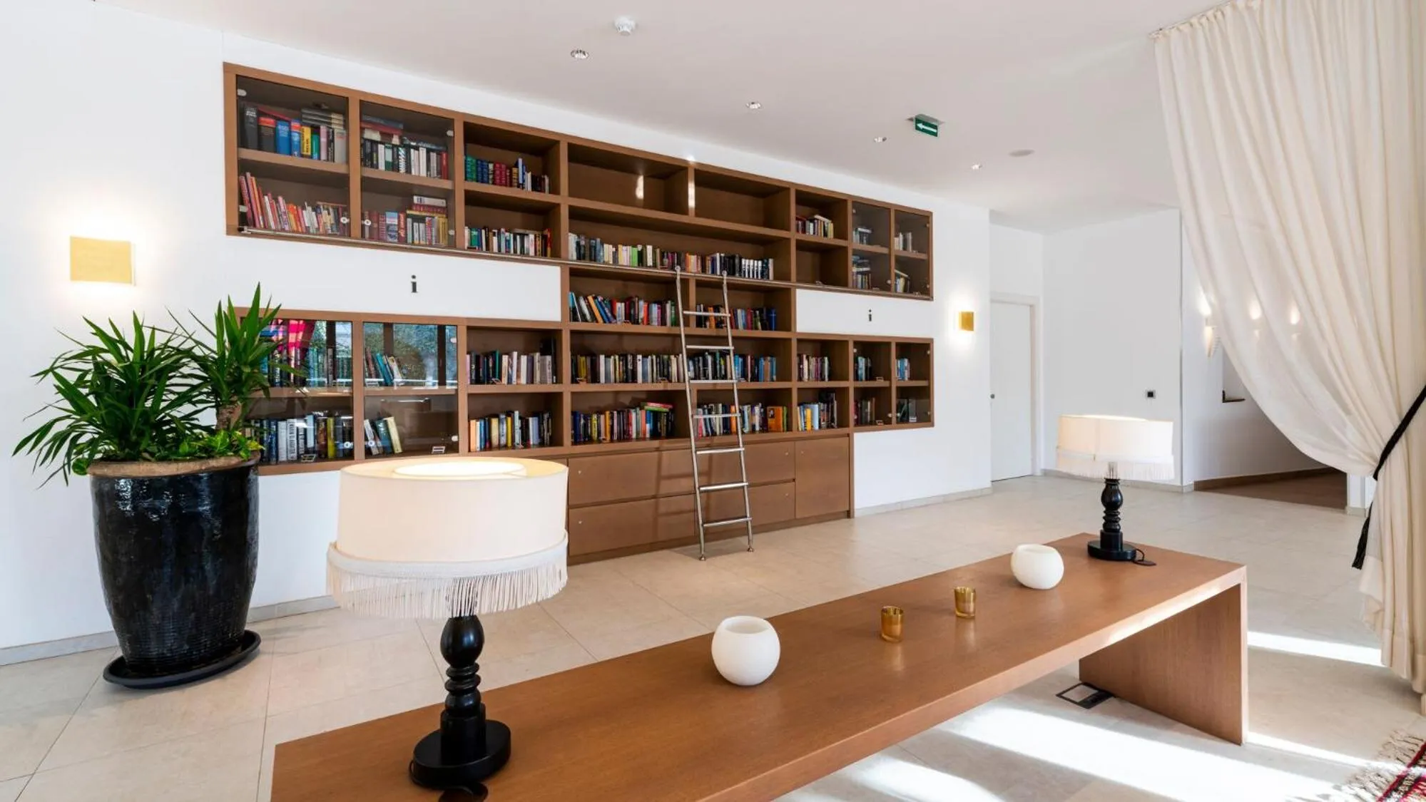 Library in Hapimag Apartments Marbella