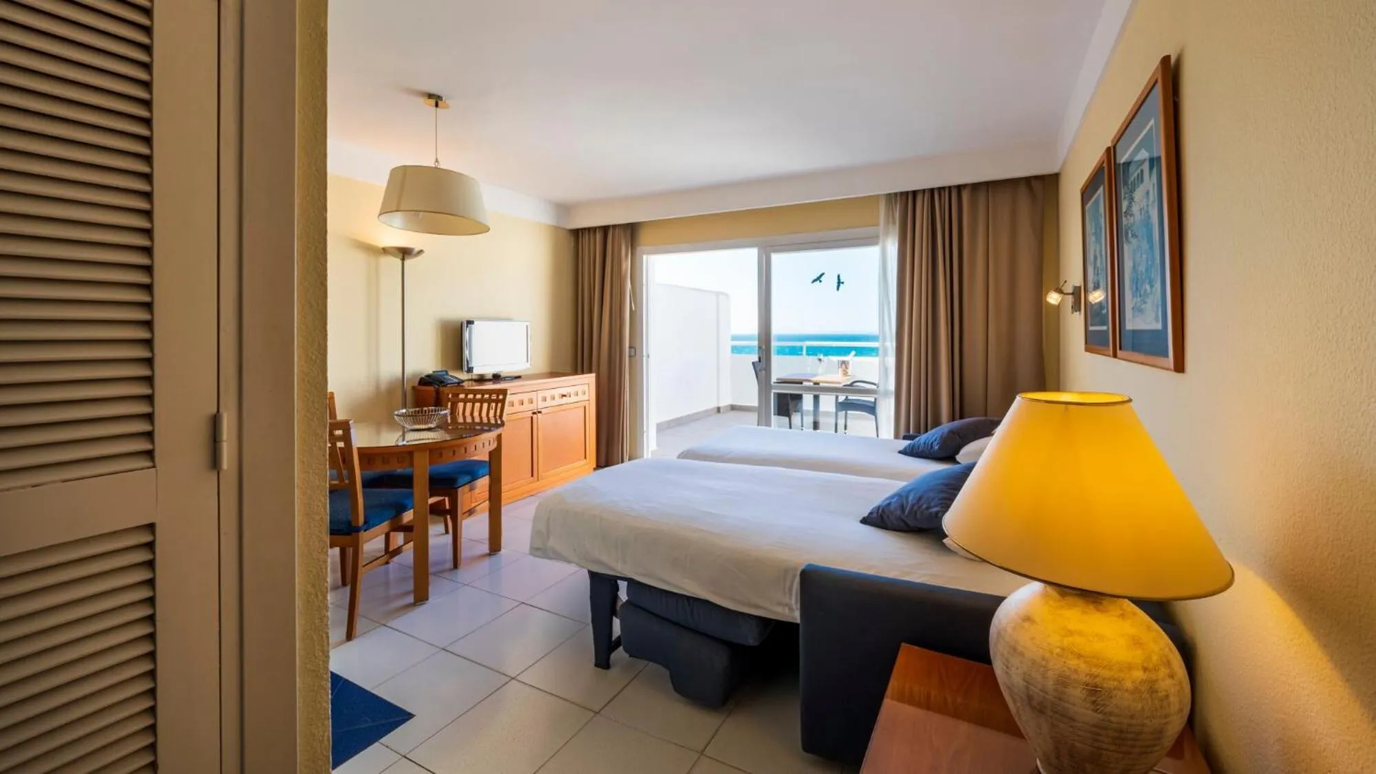 Photo of the whole room, Bed in Hapimag Apartments Marbella