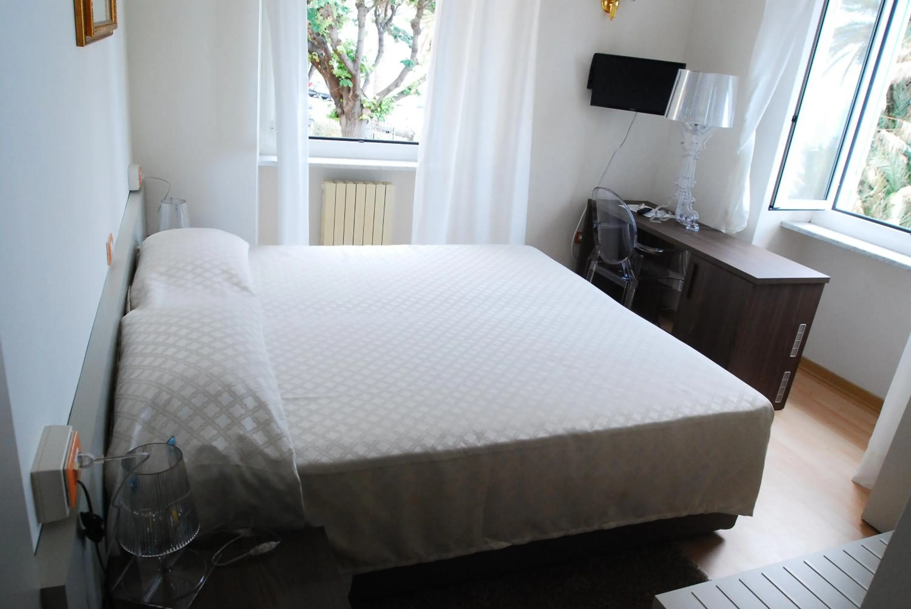 Bedroom, Bed in Hotel Villa Sophia