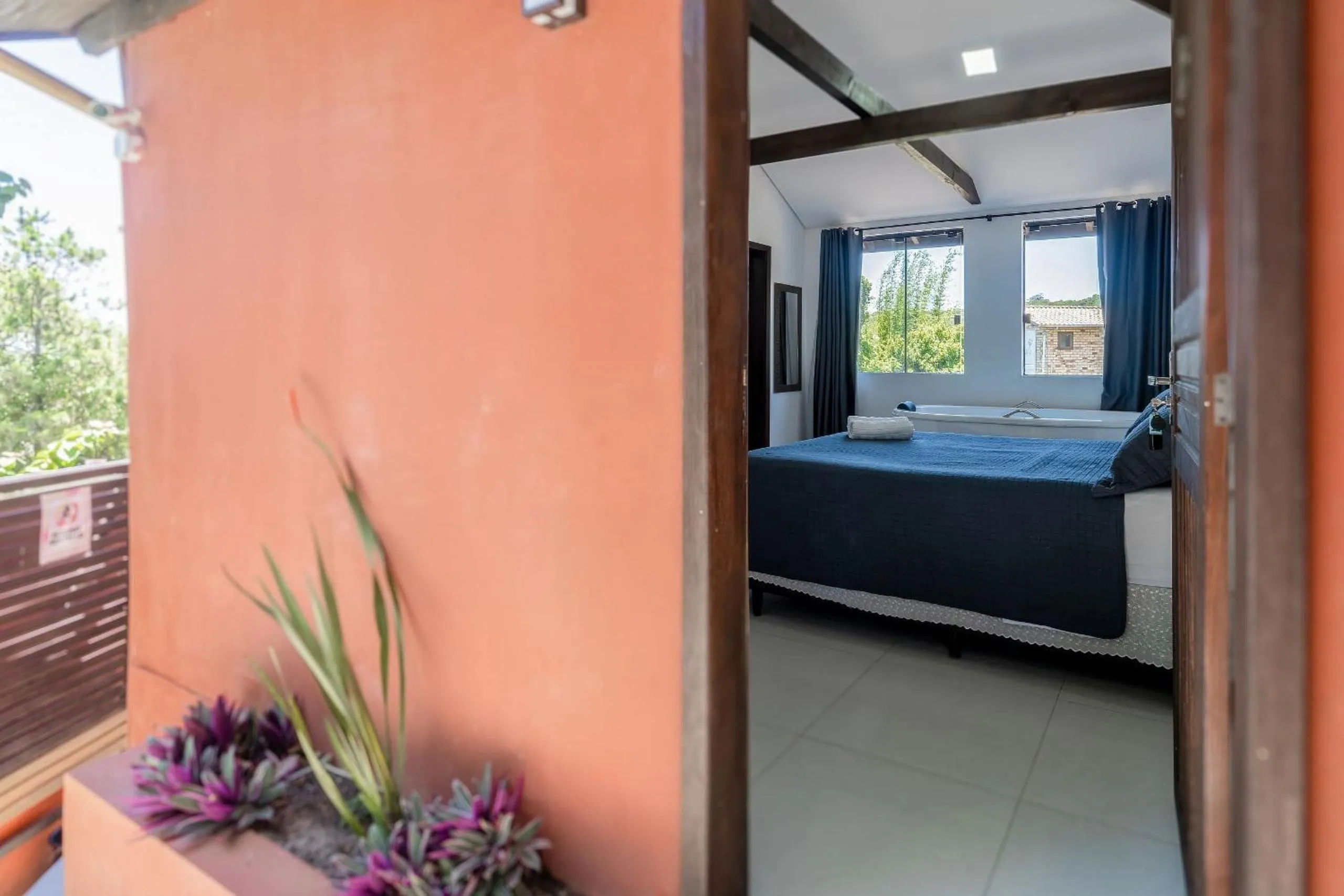 Bedroom, Bed in Pousada Solar dos Lírios - Praia do Rosa