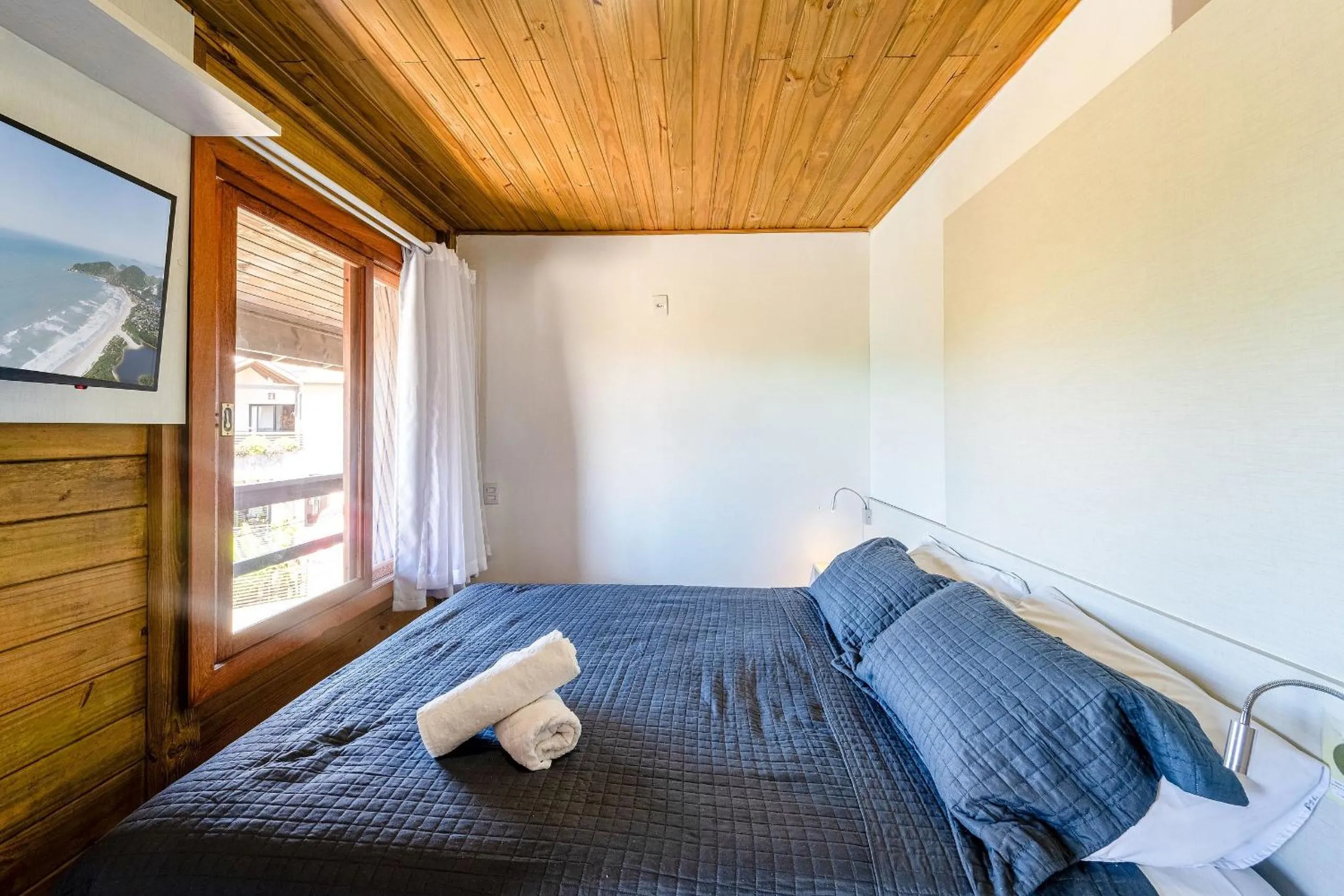 Bedroom, Bed in Pousada Solar dos Lírios - Praia do Rosa