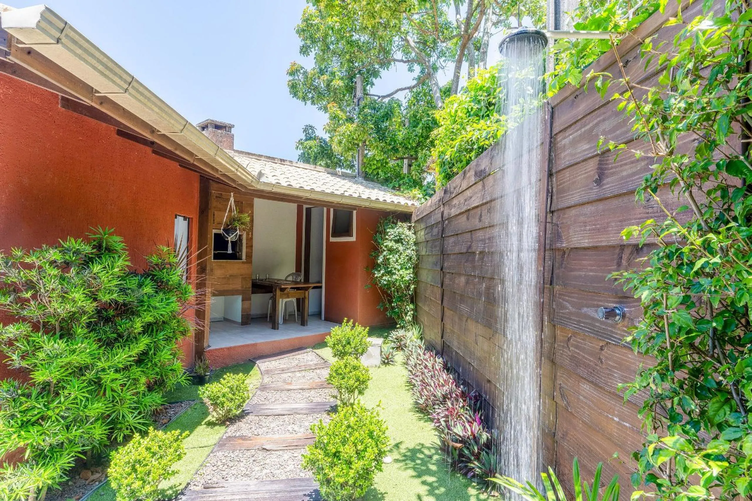 Area and facilities in Pousada Solar dos Lírios - Praia do Rosa