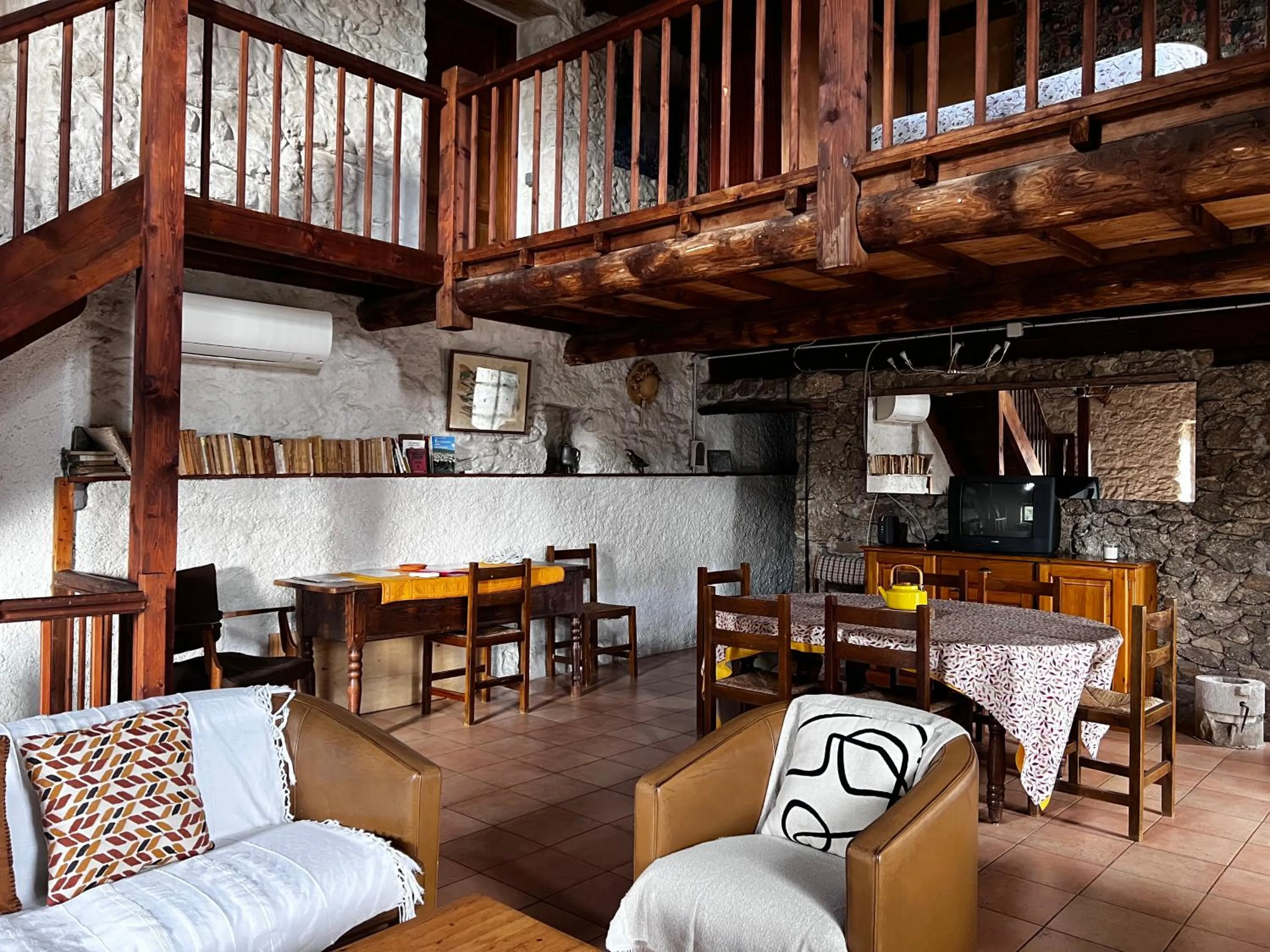 Living room in LES GITES D'ARDAILLERS