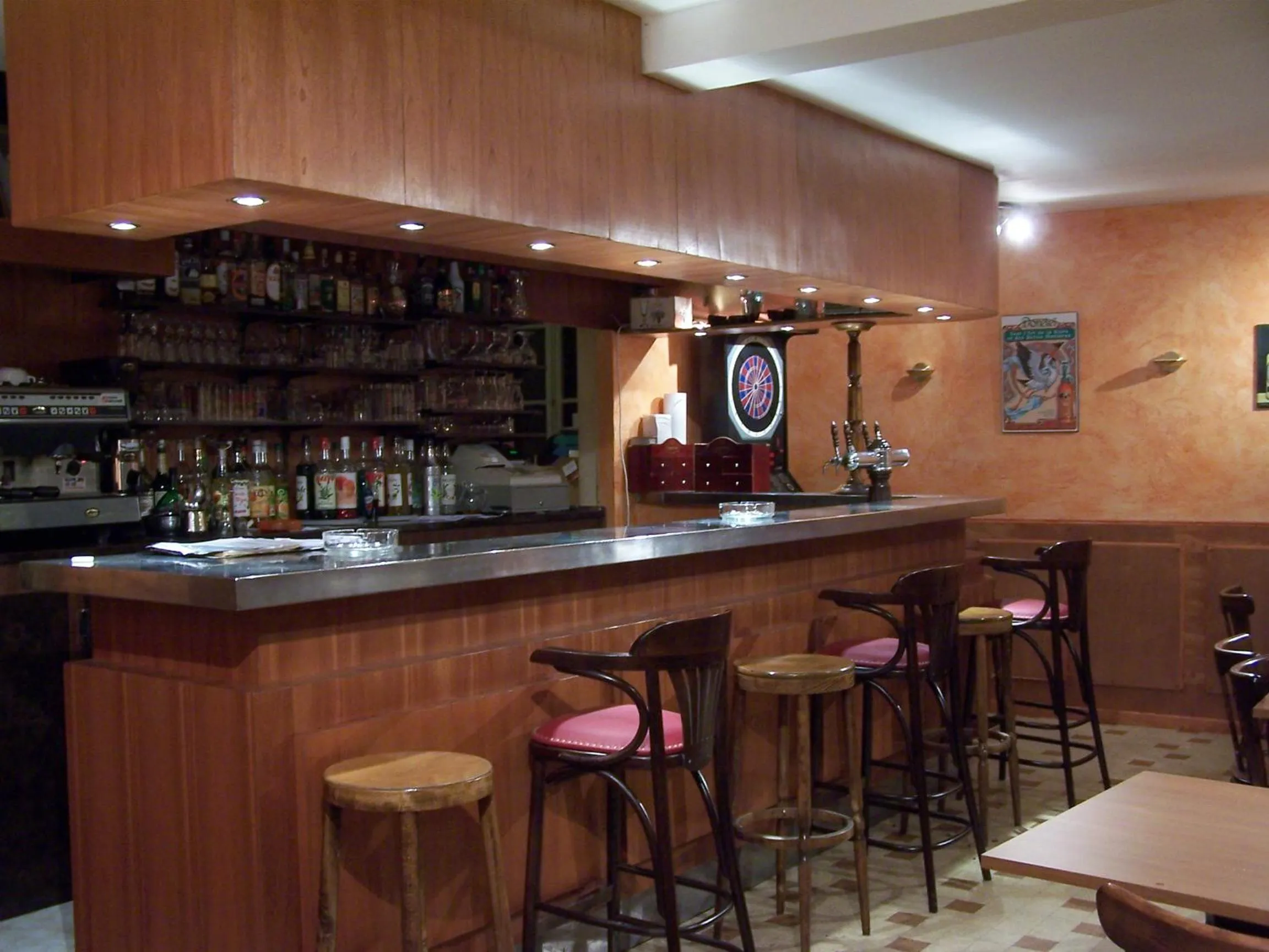 Lounge or bar in HOTEL DE LA POMME D'OR