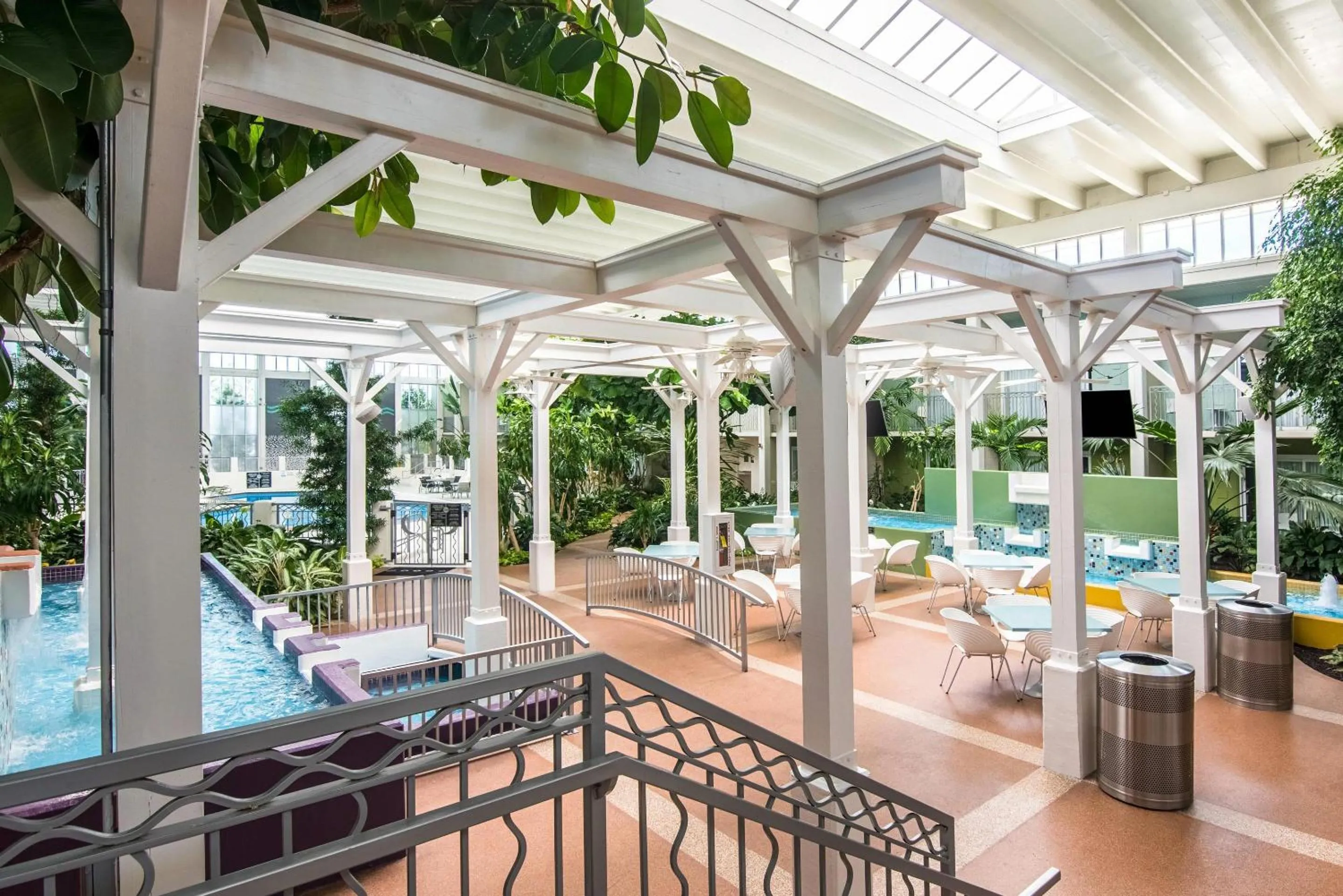 Lobby or reception in Oasis Hotel and Conv Center, an Ascend Collection Hotel