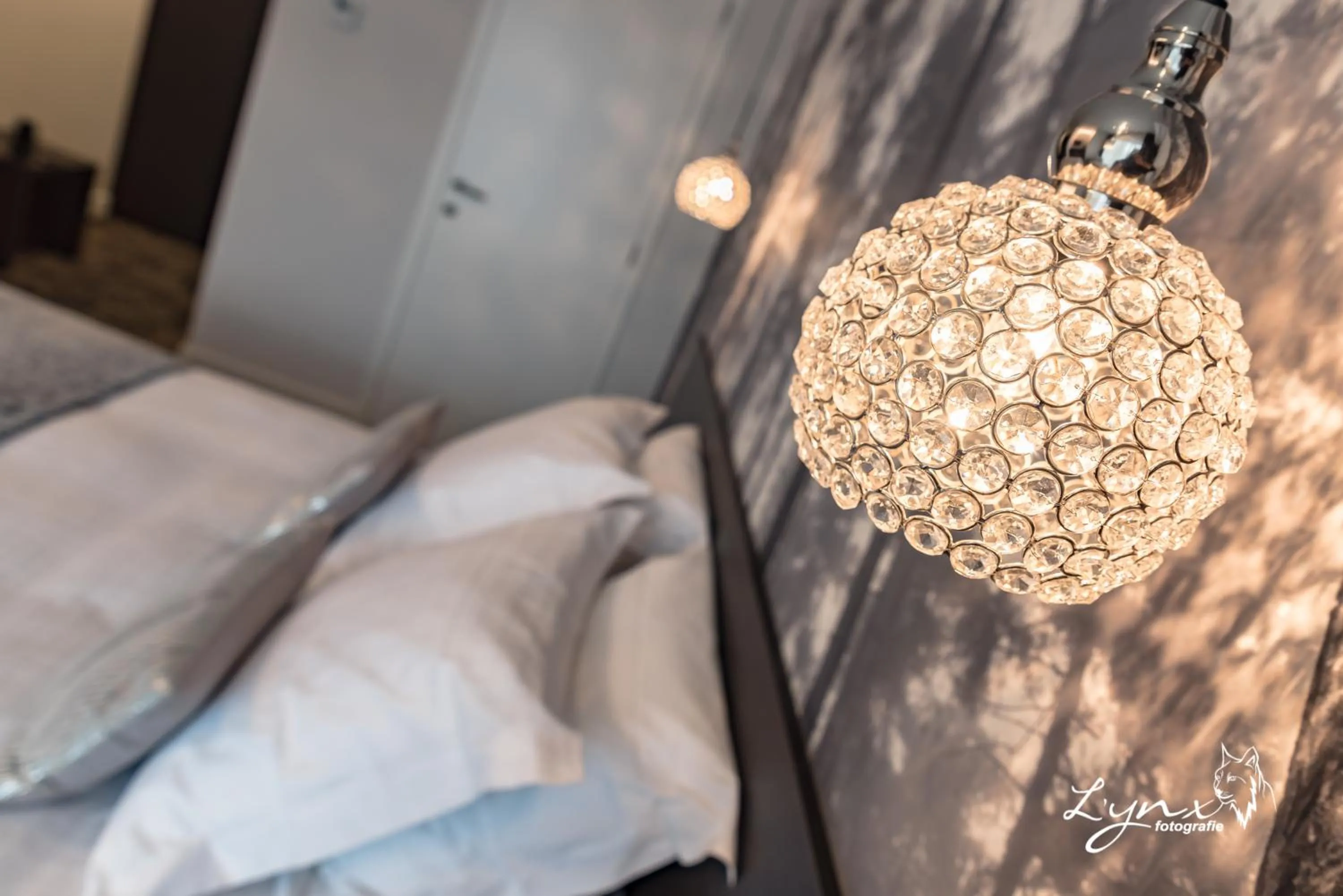 Decorative detail, Bed in De Vesten Comfort Lodge