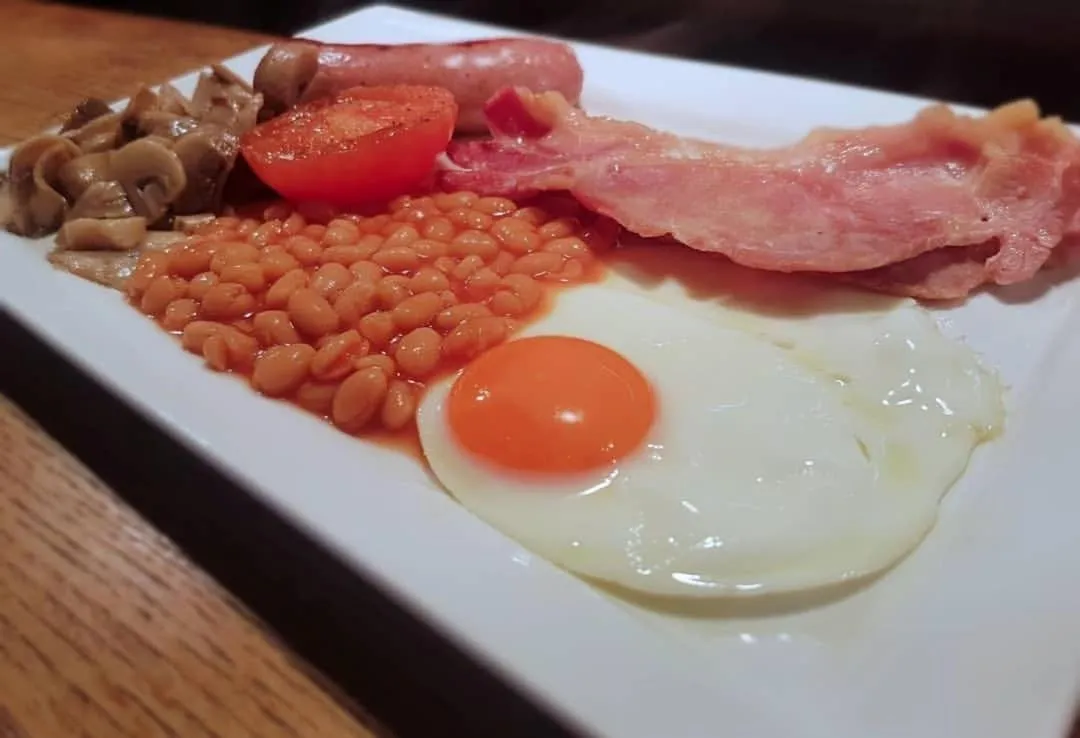 Food in Glendale Hotel