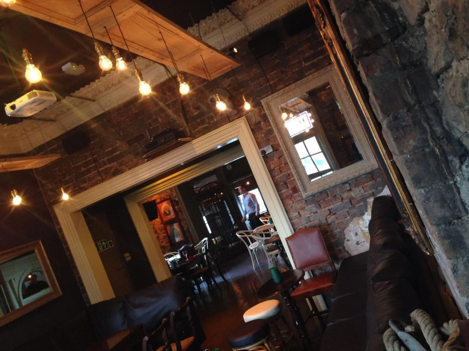 Lounge or bar in Glendale Hotel