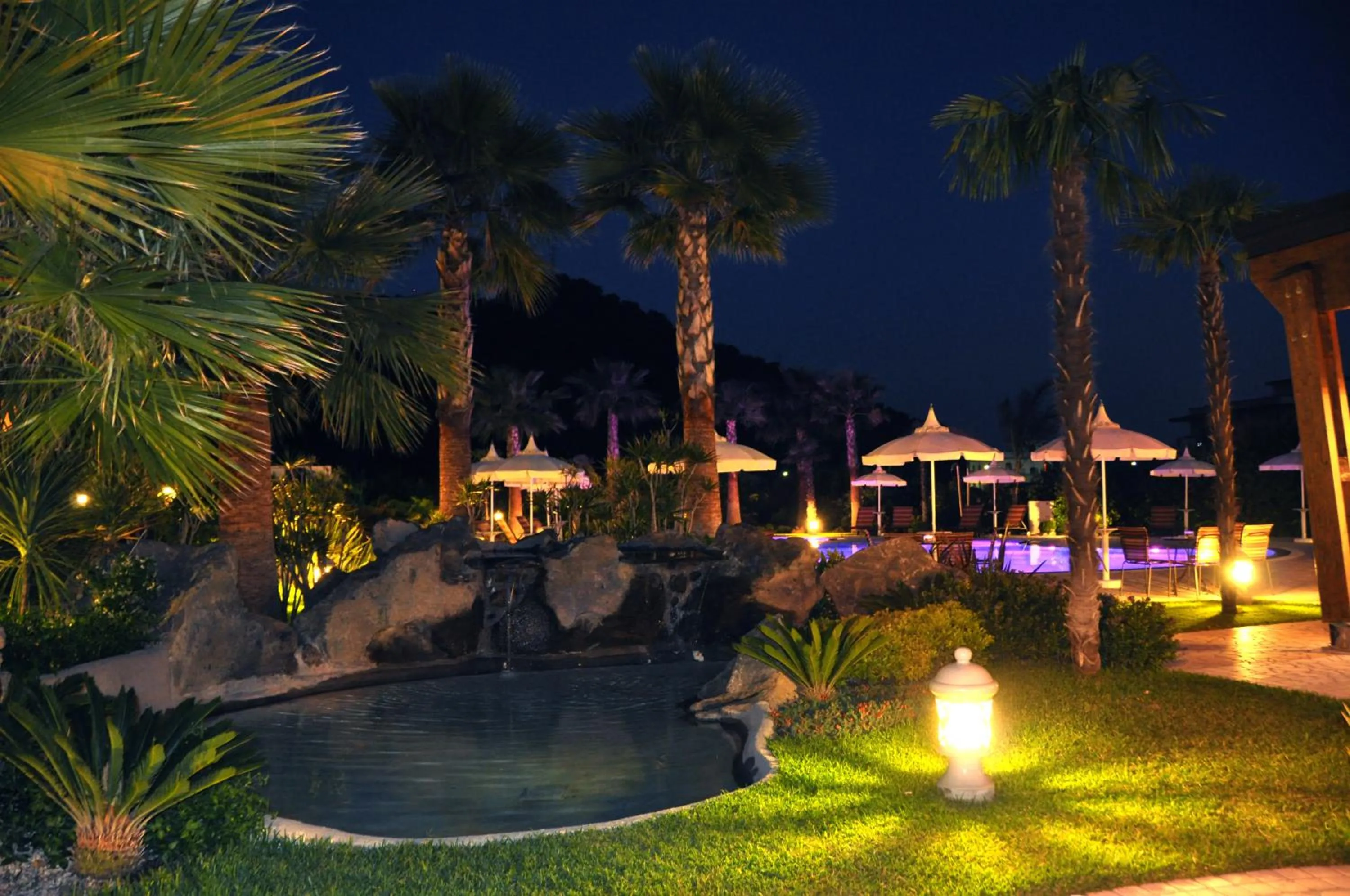 Swimming pool in Alcantara Resort di Charme Adults Only