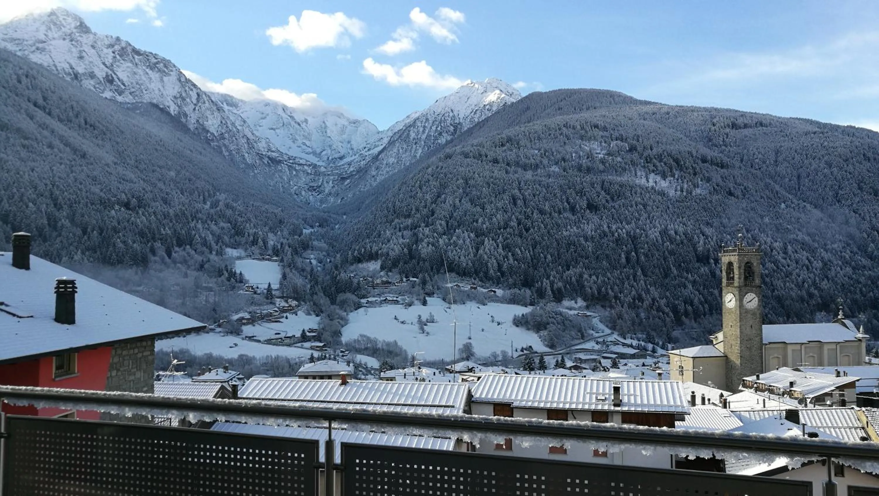 Mountain view in Villa Elisa