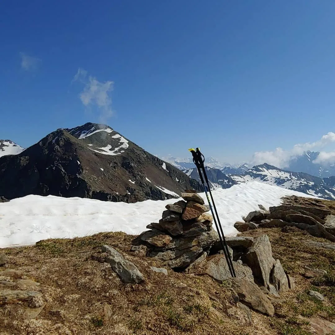 Hiking in Villa Elisa