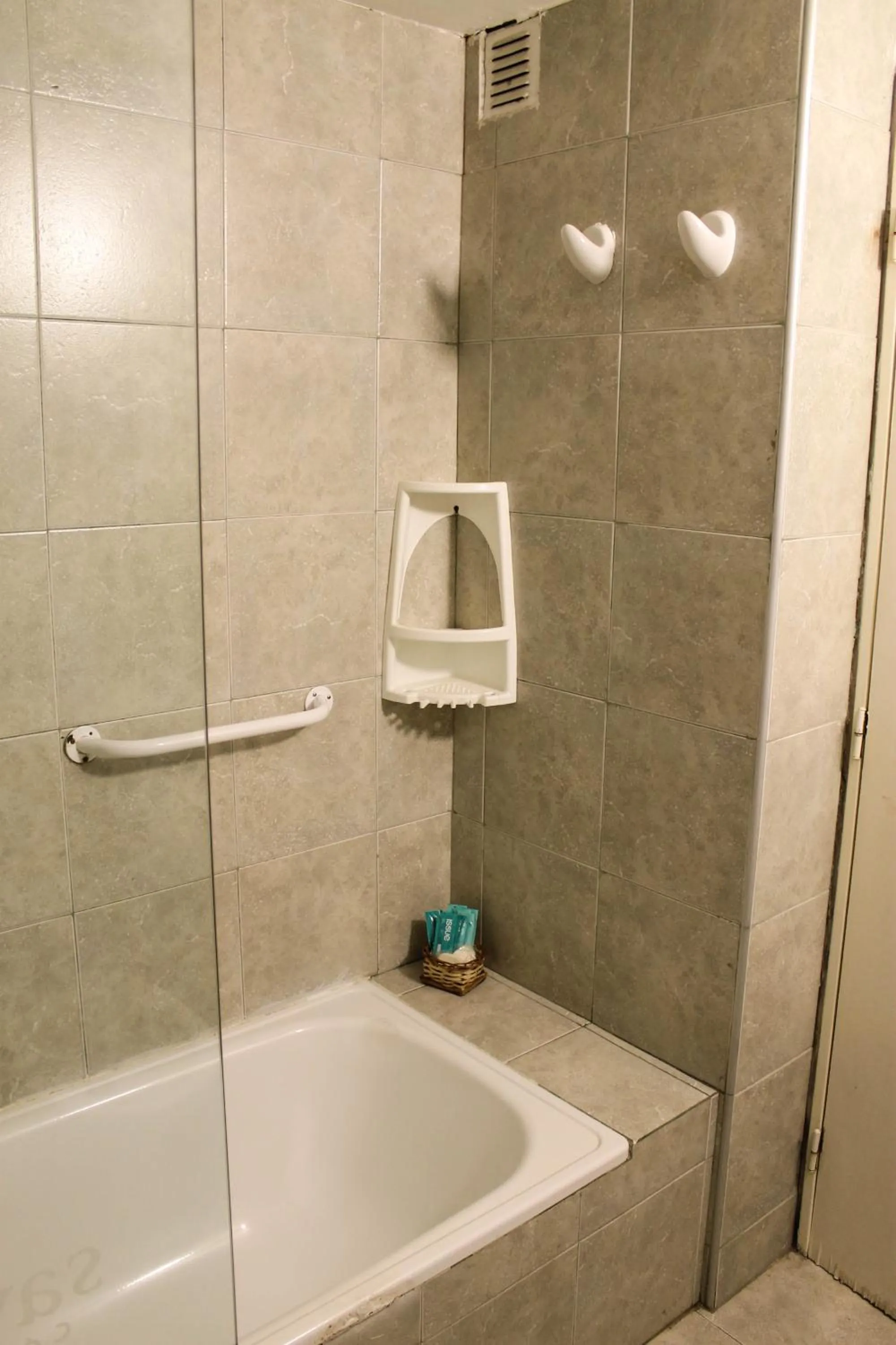 Bathroom in Savannah Cordoba Hotel