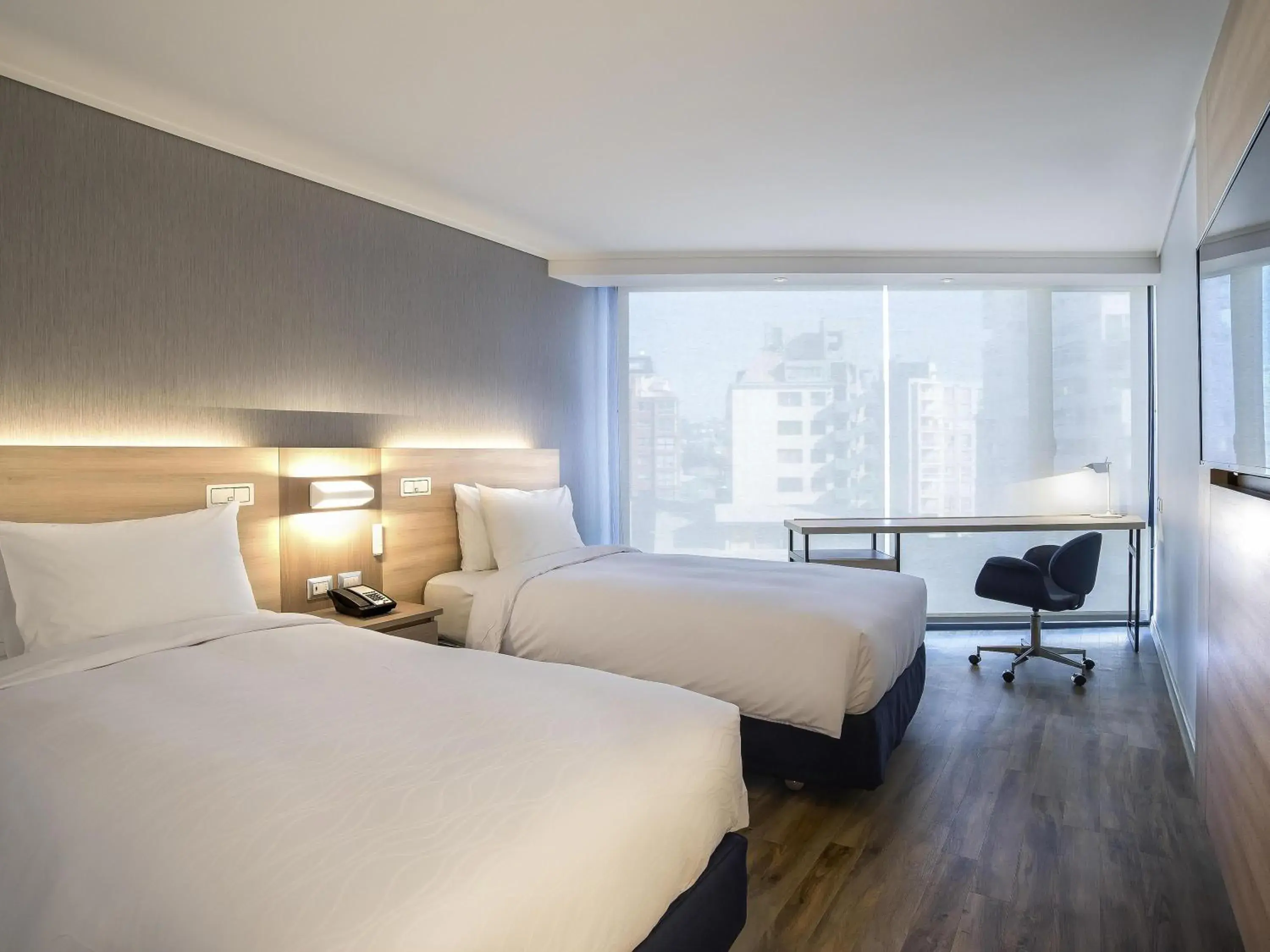 Superior Twin Room in Pullman Vina del Mar San Martin Superior Twin Room in Pullman Vina del Mar San Martin