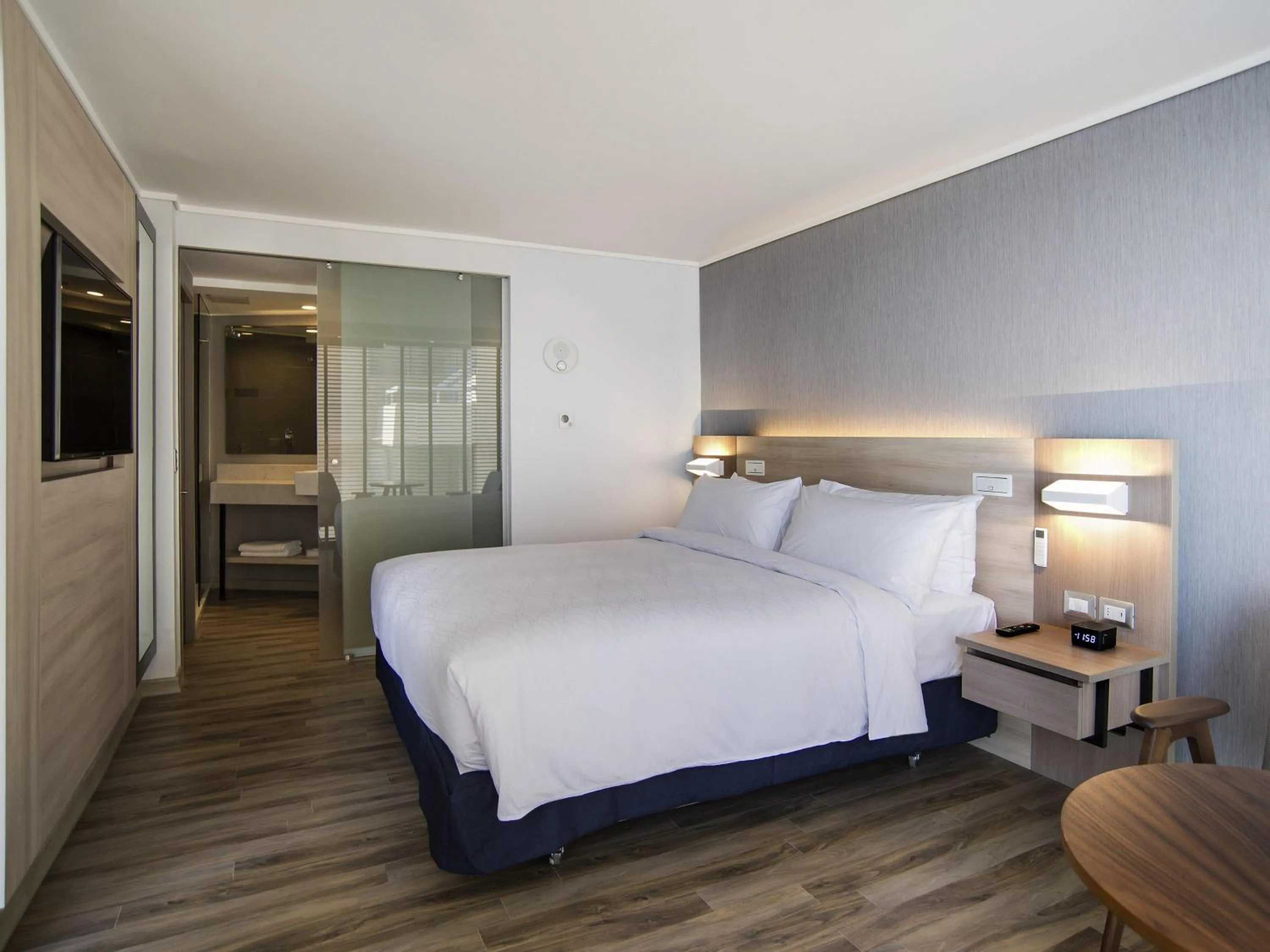 Bedroom, Bed in Pullman Vina del Mar San Martin