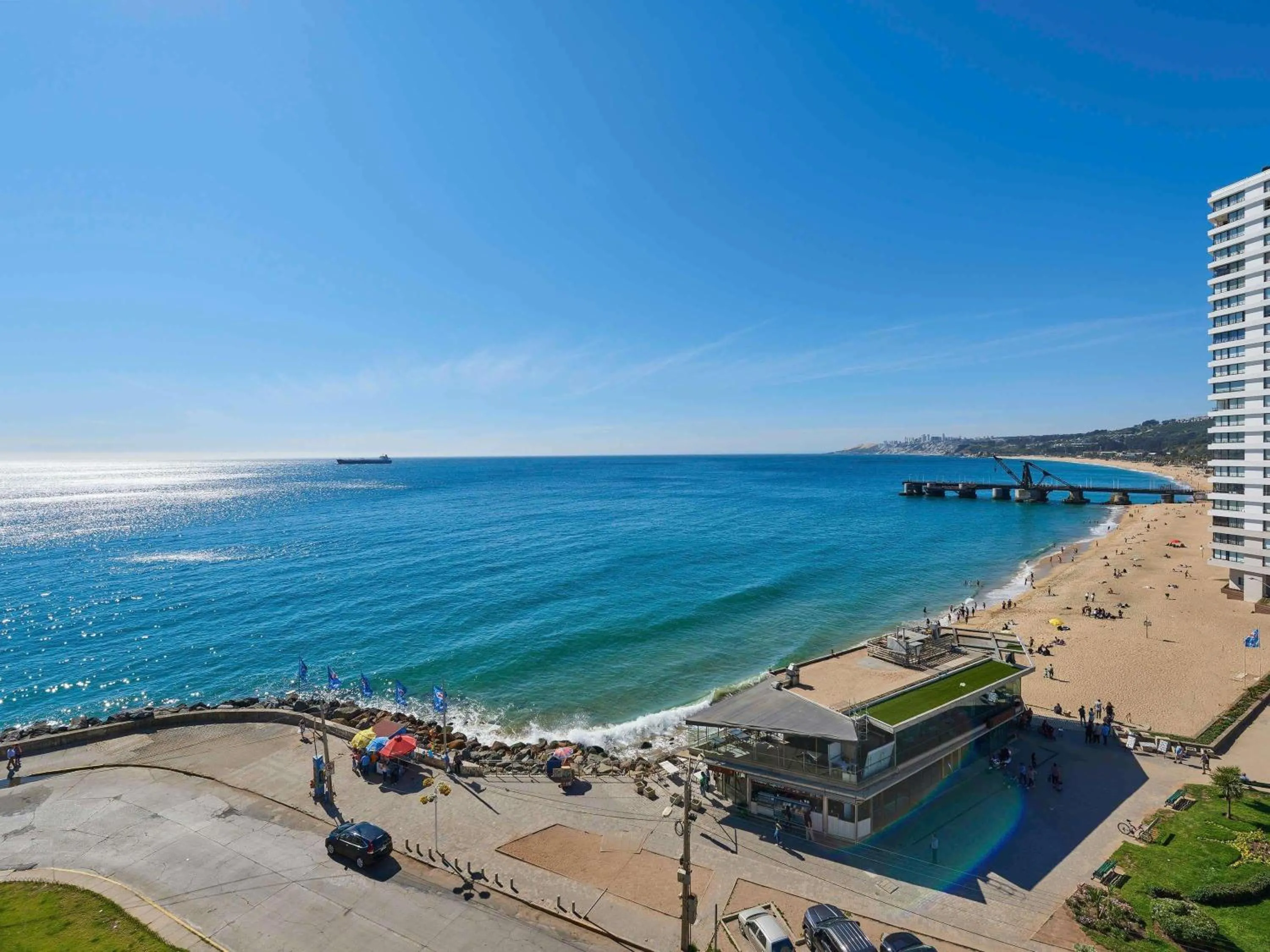 Lounge or bar in Pullman Vina del Mar San Martin