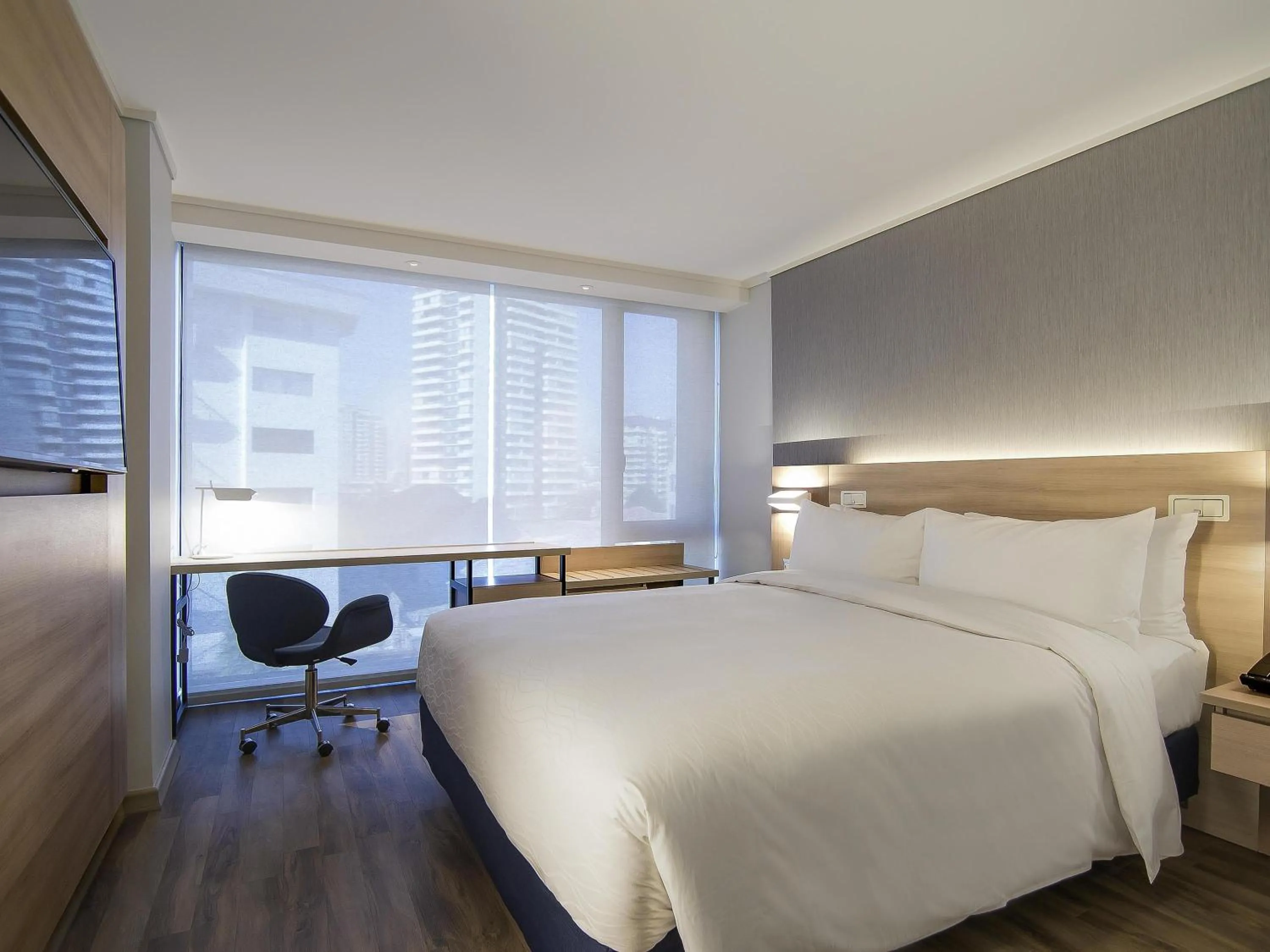 Bedroom, Bed in Pullman Vina del Mar San Martin