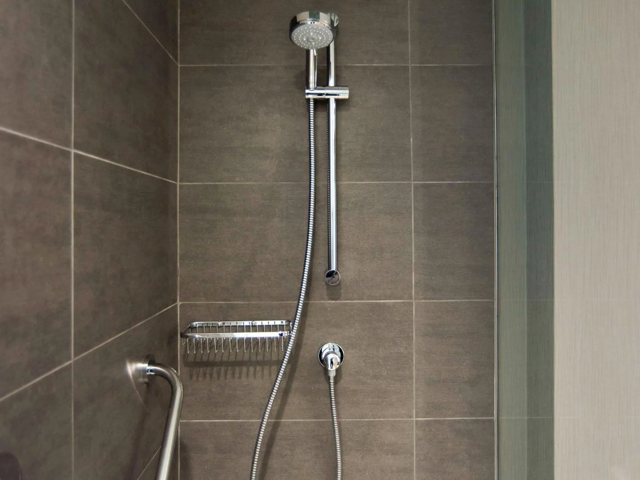 Shower in Pullman Vina del Mar San Martin