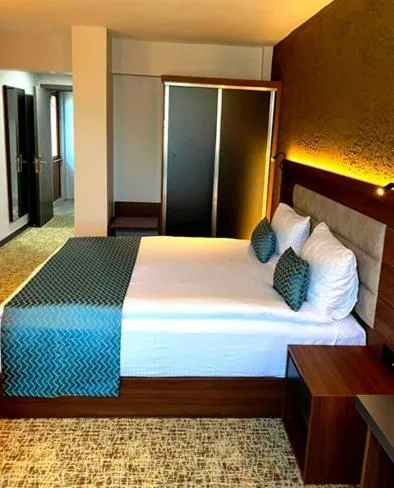 Bed in Hotel Kırcı Termal & Spa