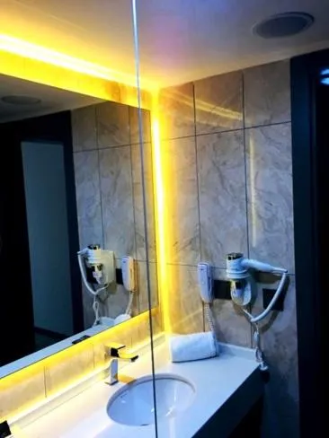 Massage in Hotel Kırcı Termal & Spa