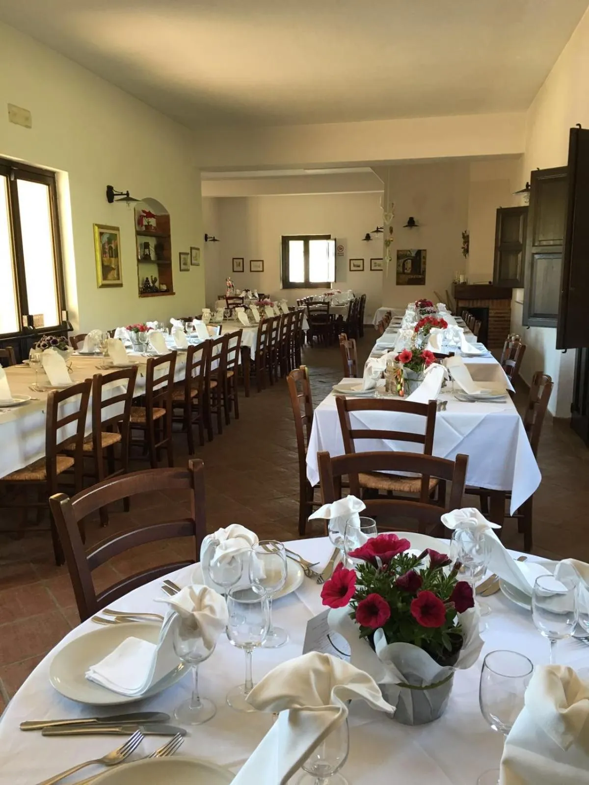 Restaurant/places to eat in Il Casale Delle Rose