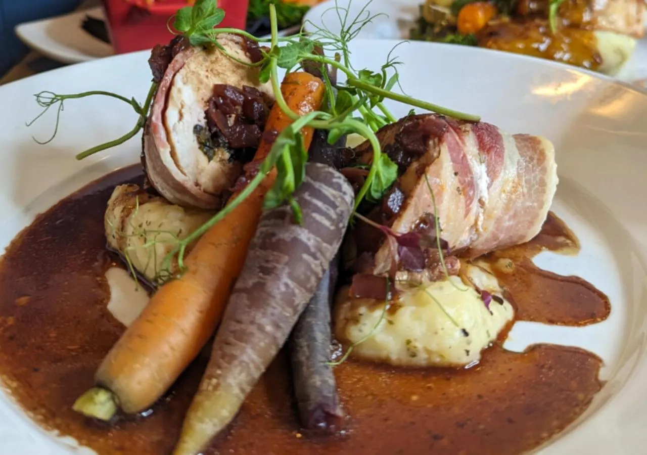 Food and drinks in The Coach House Inn