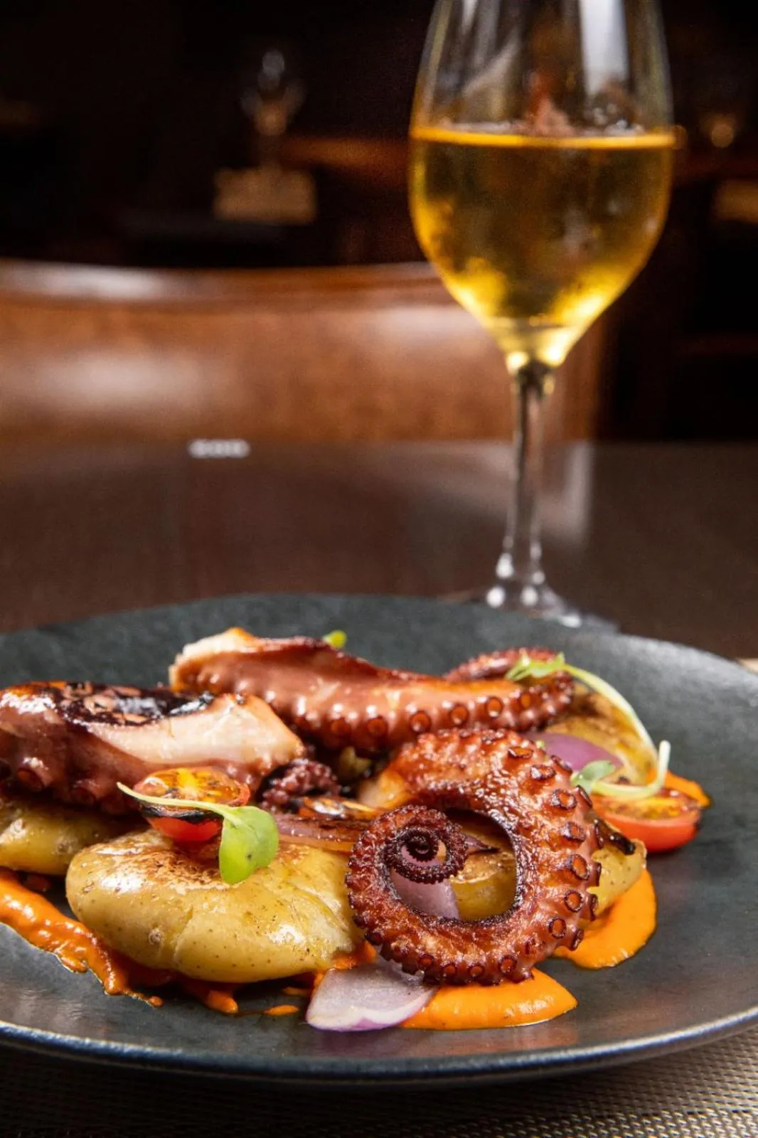 Restaurant/places to eat in ArtHotel Transamerica Collection