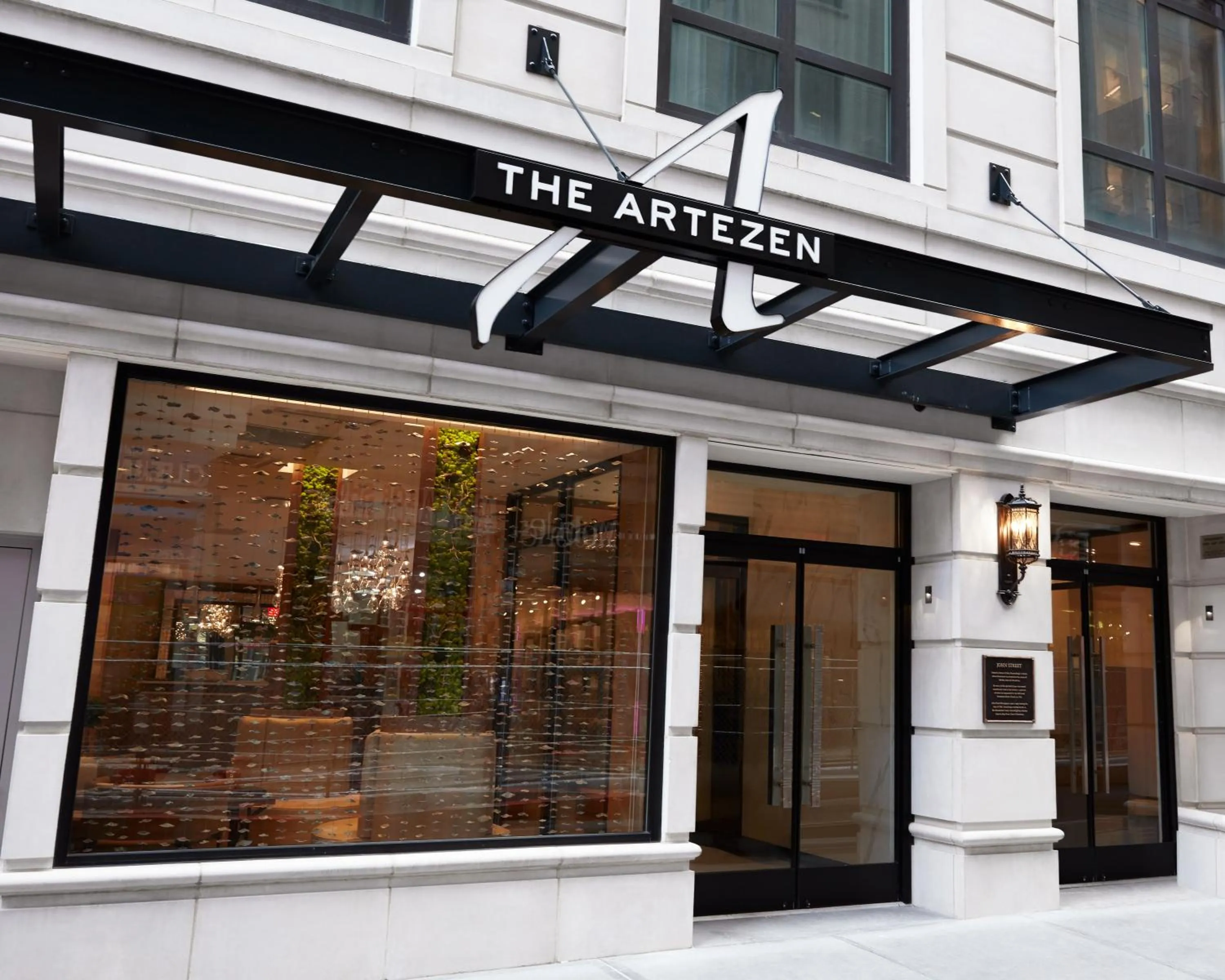 Facade/entrance in Artezen Hotel