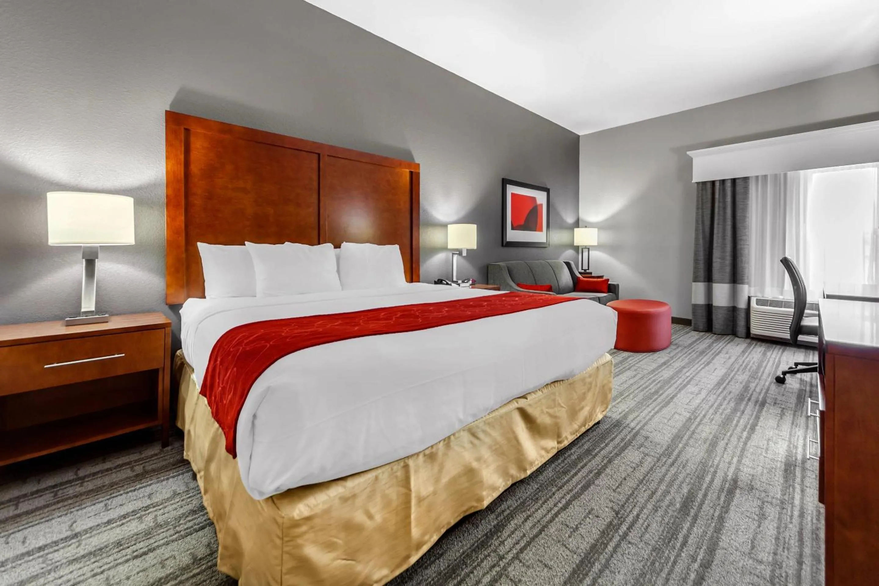 Bedroom, Bed in Comfort Inn Kearney I-80