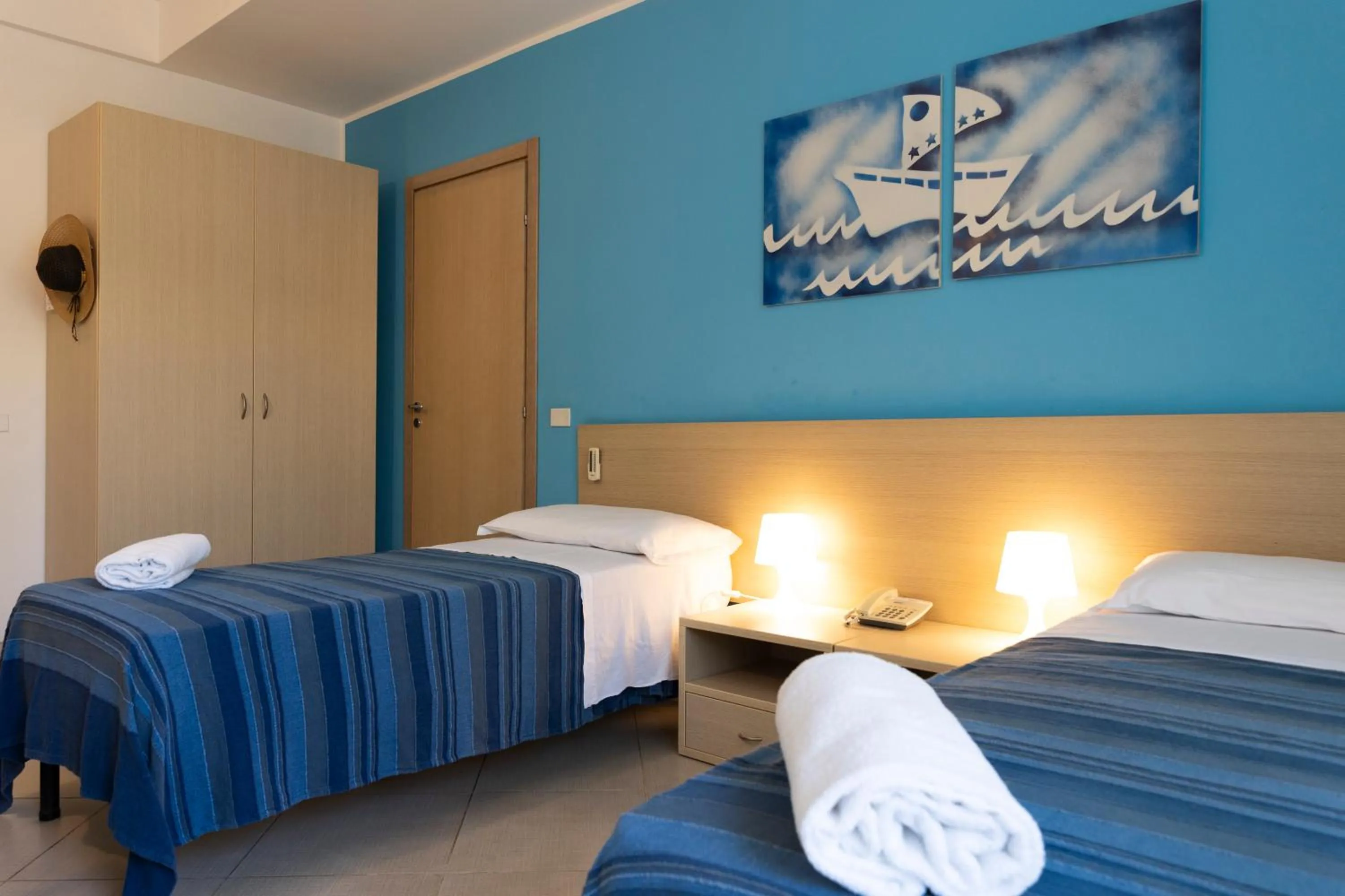 Bedroom, Bed in Hotel Baia Del Sole