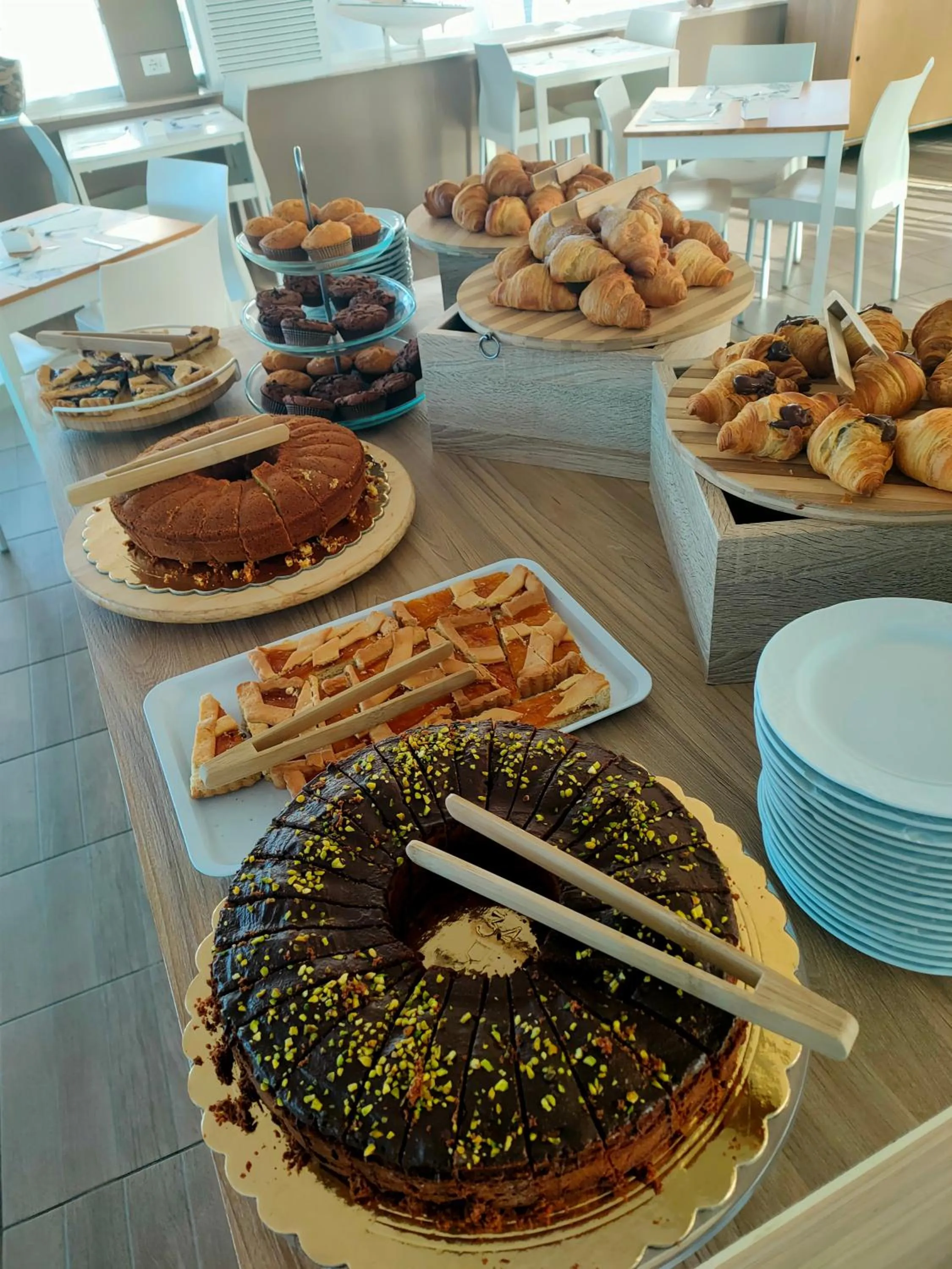 Breakfast in Hotel Baia Del Sole