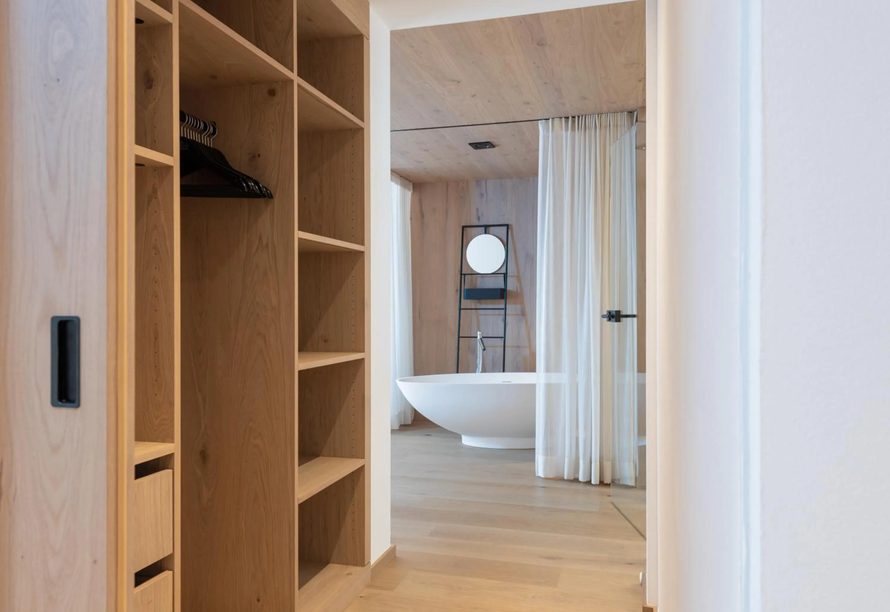 Bath, Bed in Hotel Stadler am Attersee