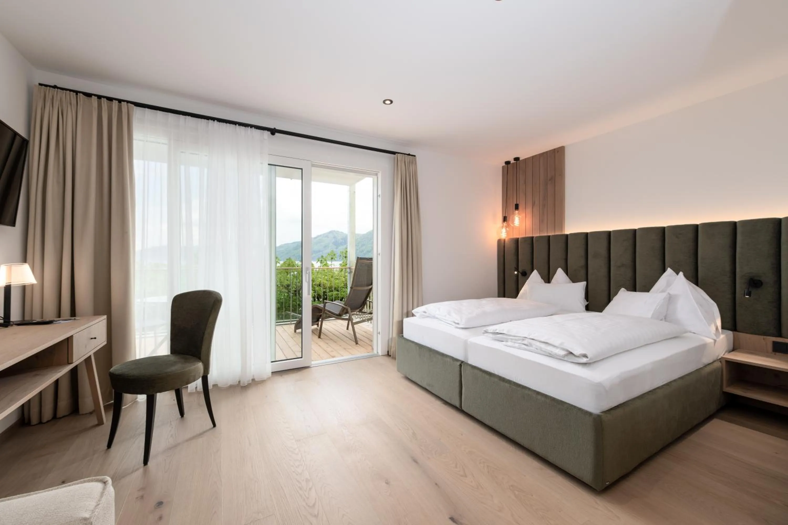 Photo of the whole room, Bed in Hotel Stadler am Attersee