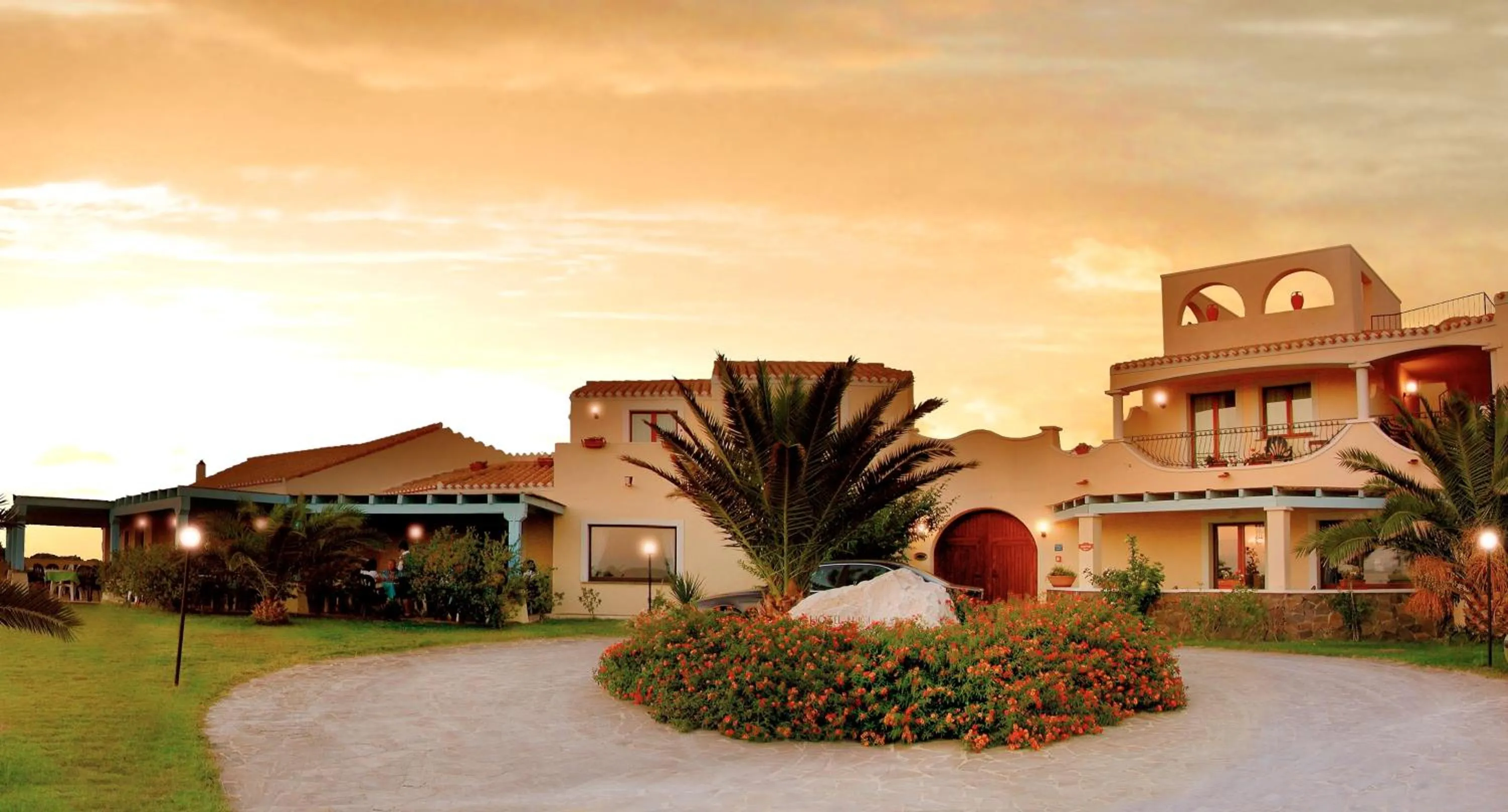 Facade/entrance in Hotel Luci Del Faro