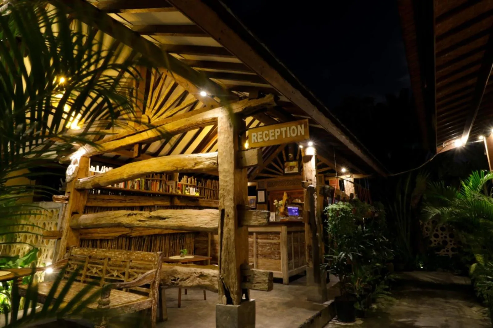 Lobby or reception in Mina Pelasa Hotel