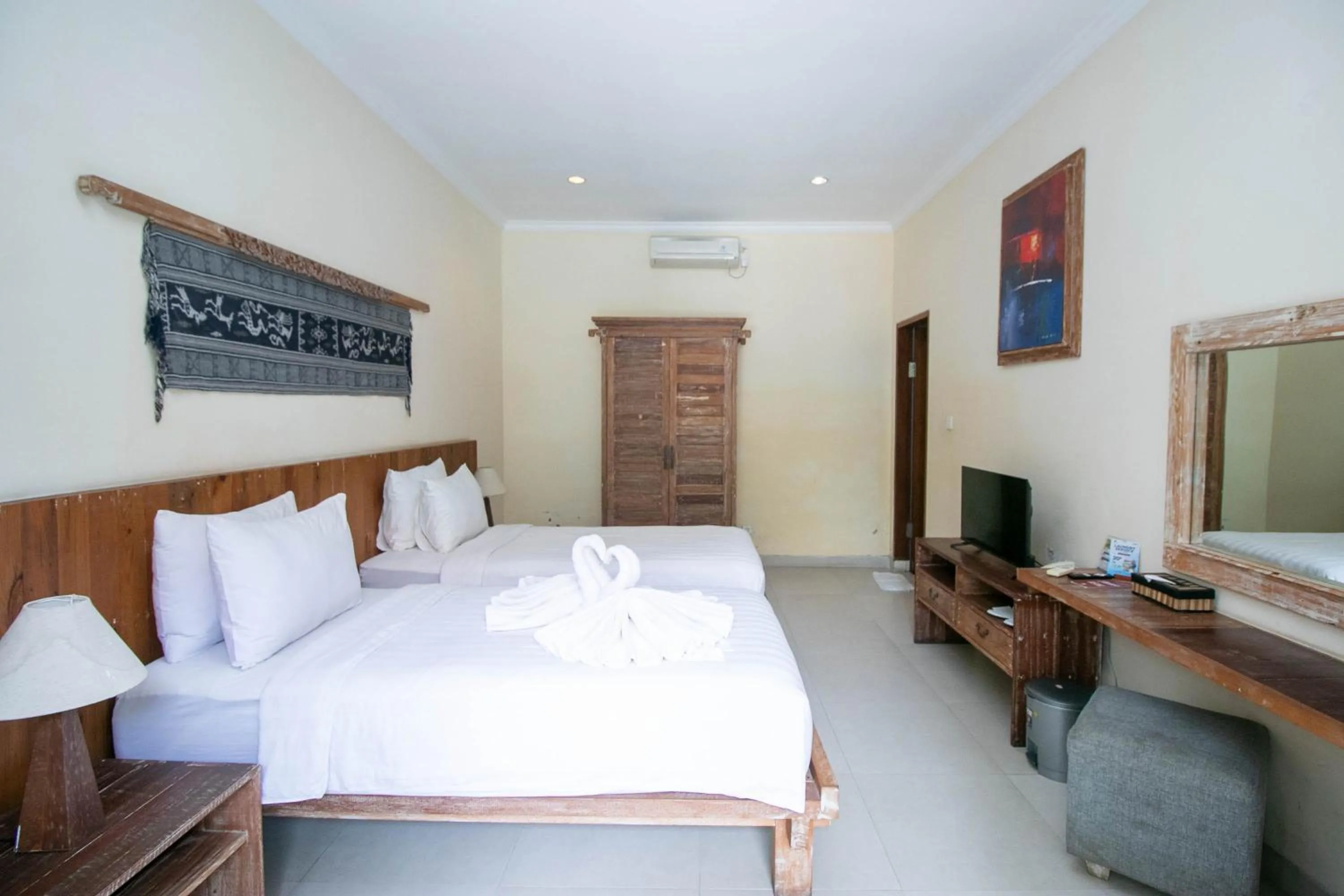 Bedroom, Bed in Mina Pelasa Hotel