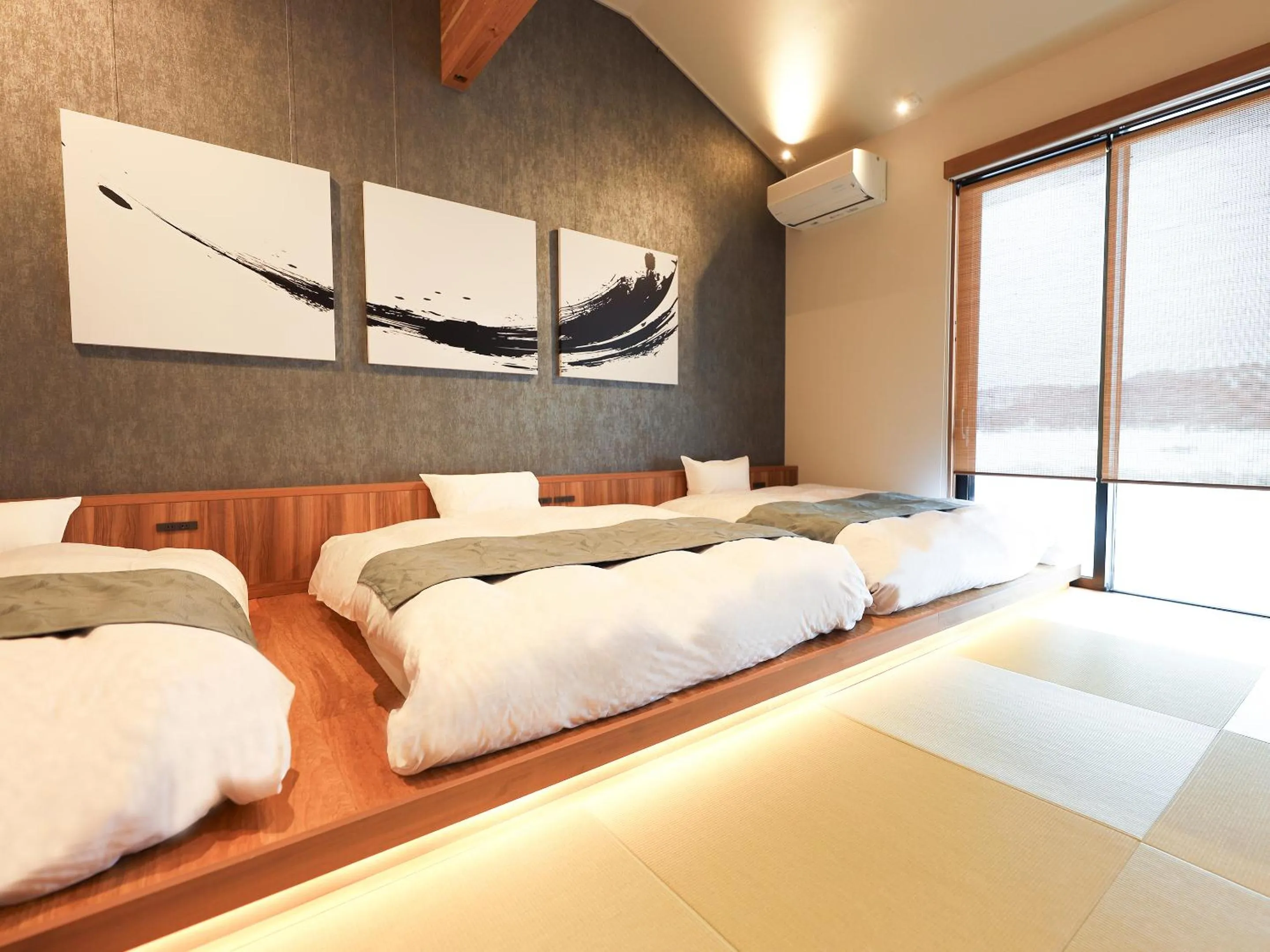 Bed in Hakuba Ryujin Onsen RYOKAN SUI