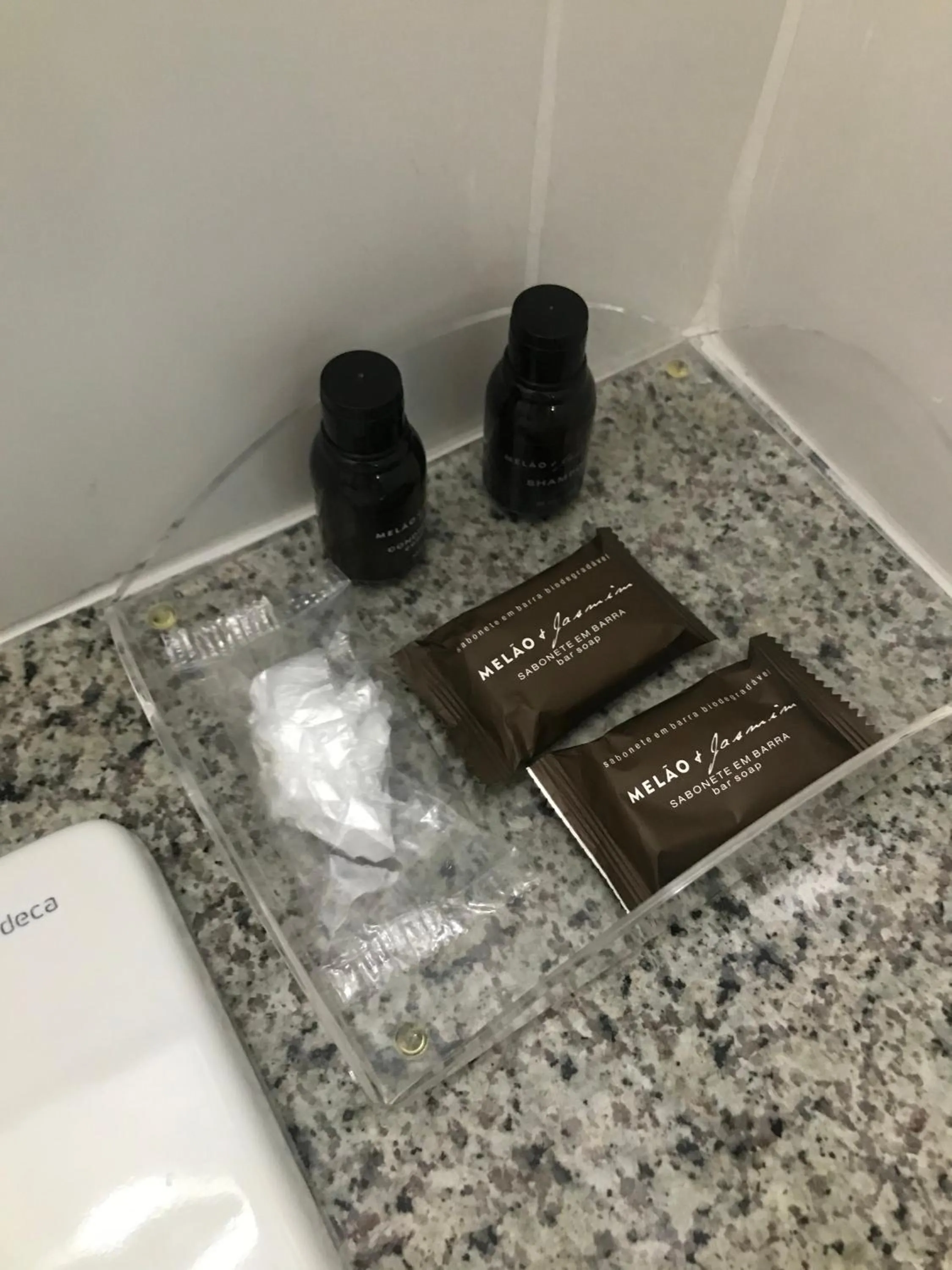 Bathroom in Oitis Hotel