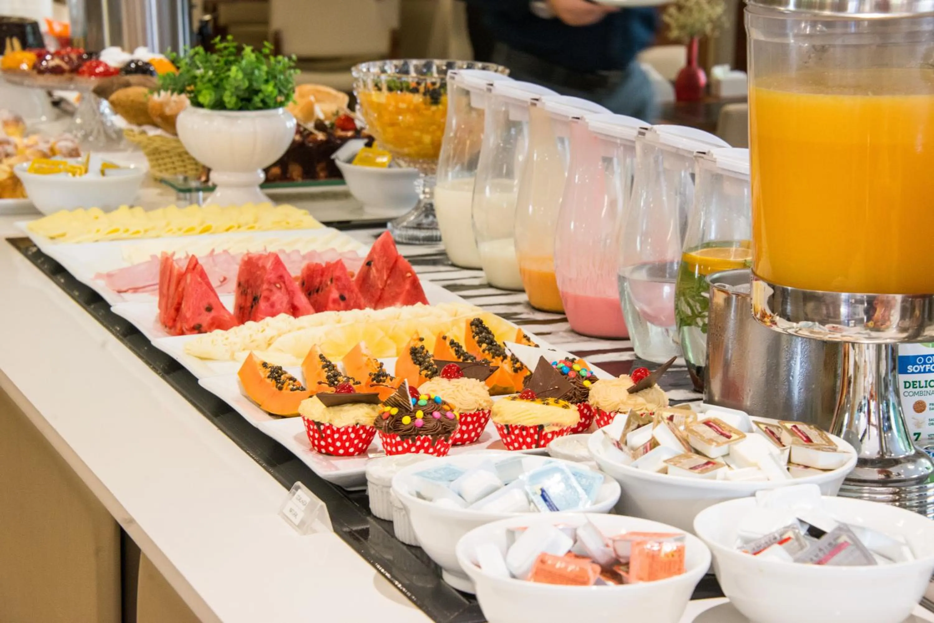 Food and drinks in San Marino Hotel