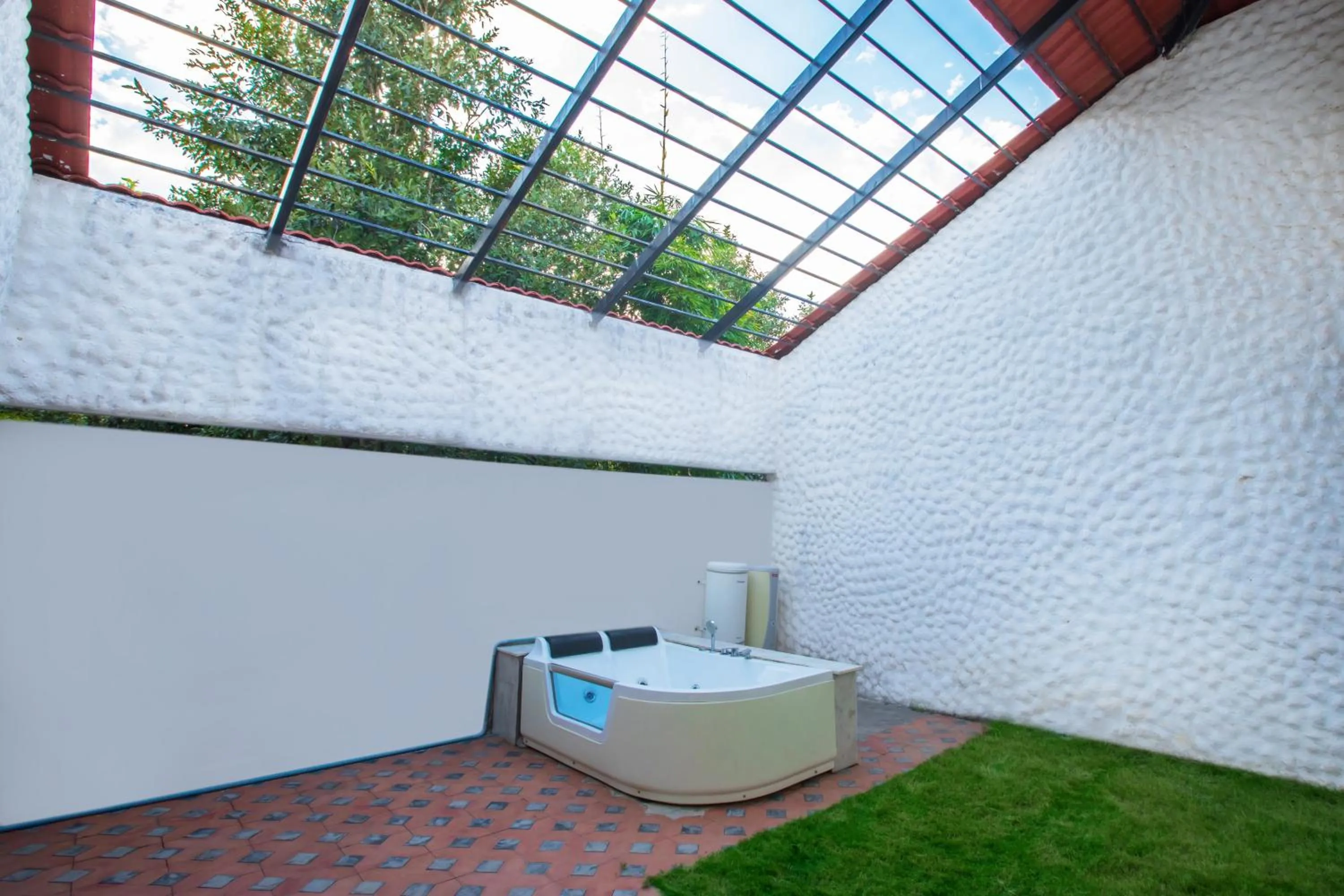 Bathroom in Tuli Veer Bagh Resort