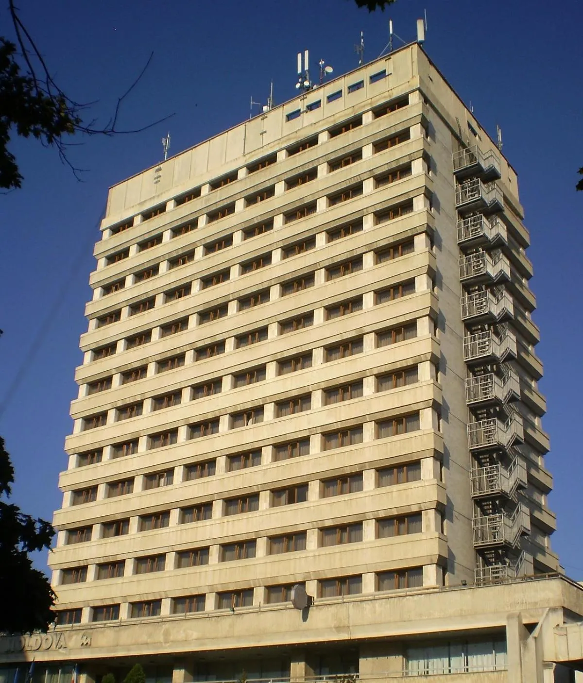 Facade/entrance in Hotel Moldova