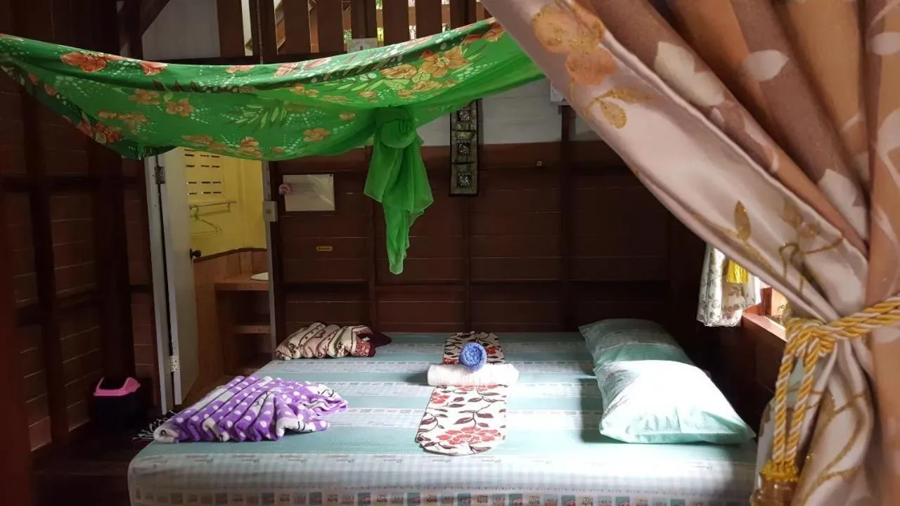Bed in Baan Suan Kayoo 2 Buffalo Bay Aow Khao Kwai