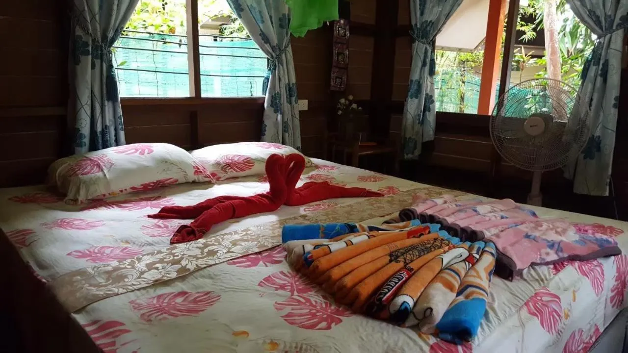 Bed in Baan Suan Kayoo 2 Buffalo Bay Aow Khao Kwai